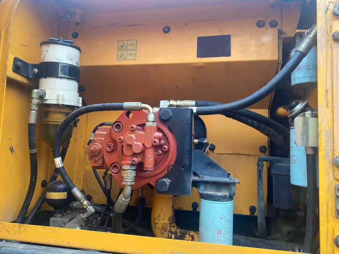 Used Hyundai R215VS Excavator 2019 Model / 3