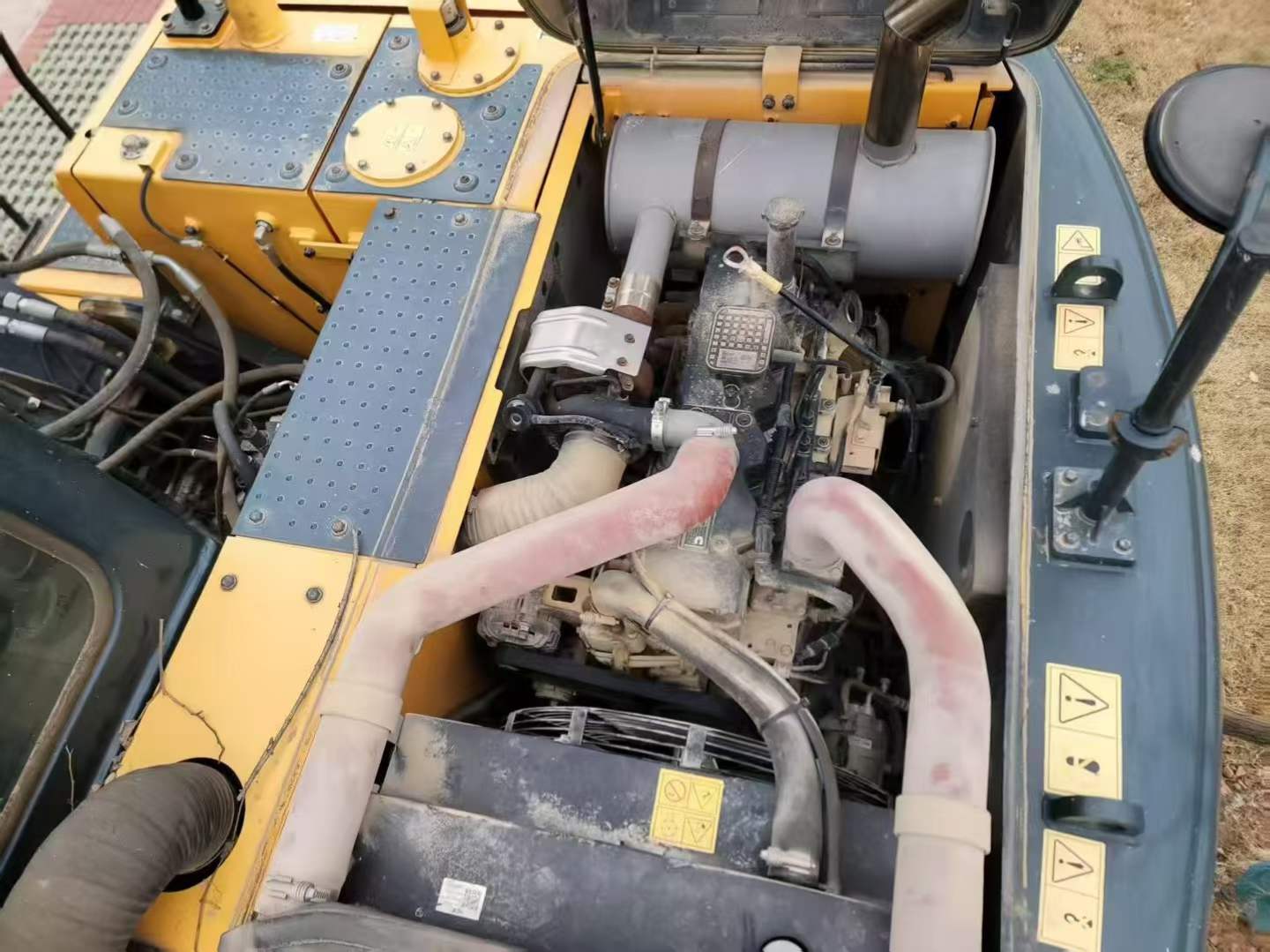 Used Hyundai R150-7 Excavator 2021 Model / 6