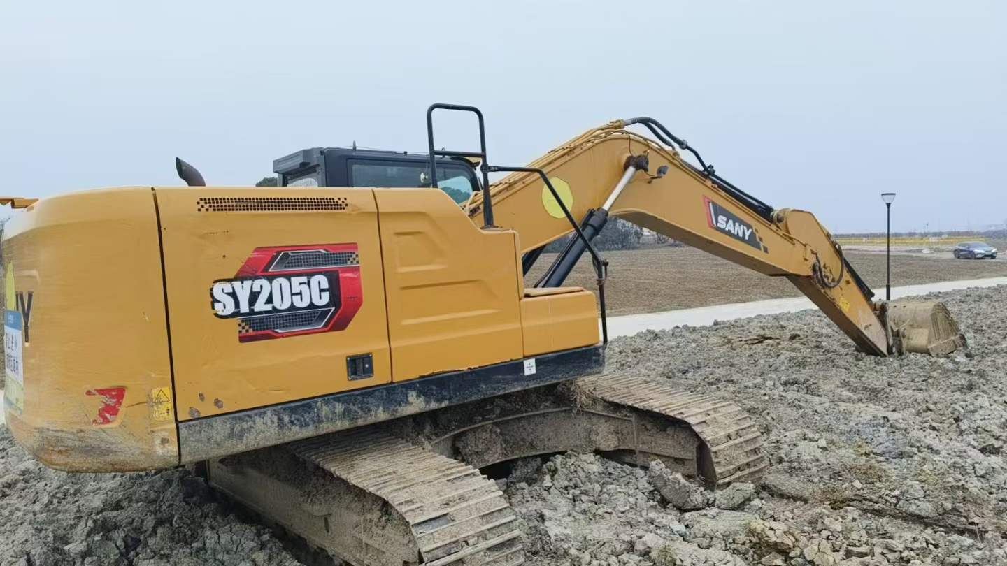 Used Sany SY205C Excavator 2023 Model / 6