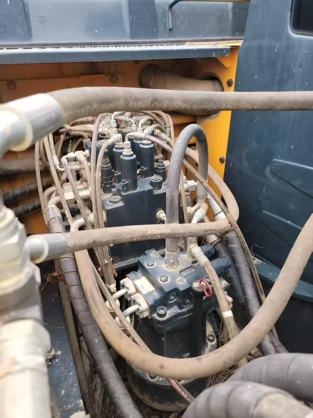 Used Hyundai R150-7 Excavator 2021 Model / 3