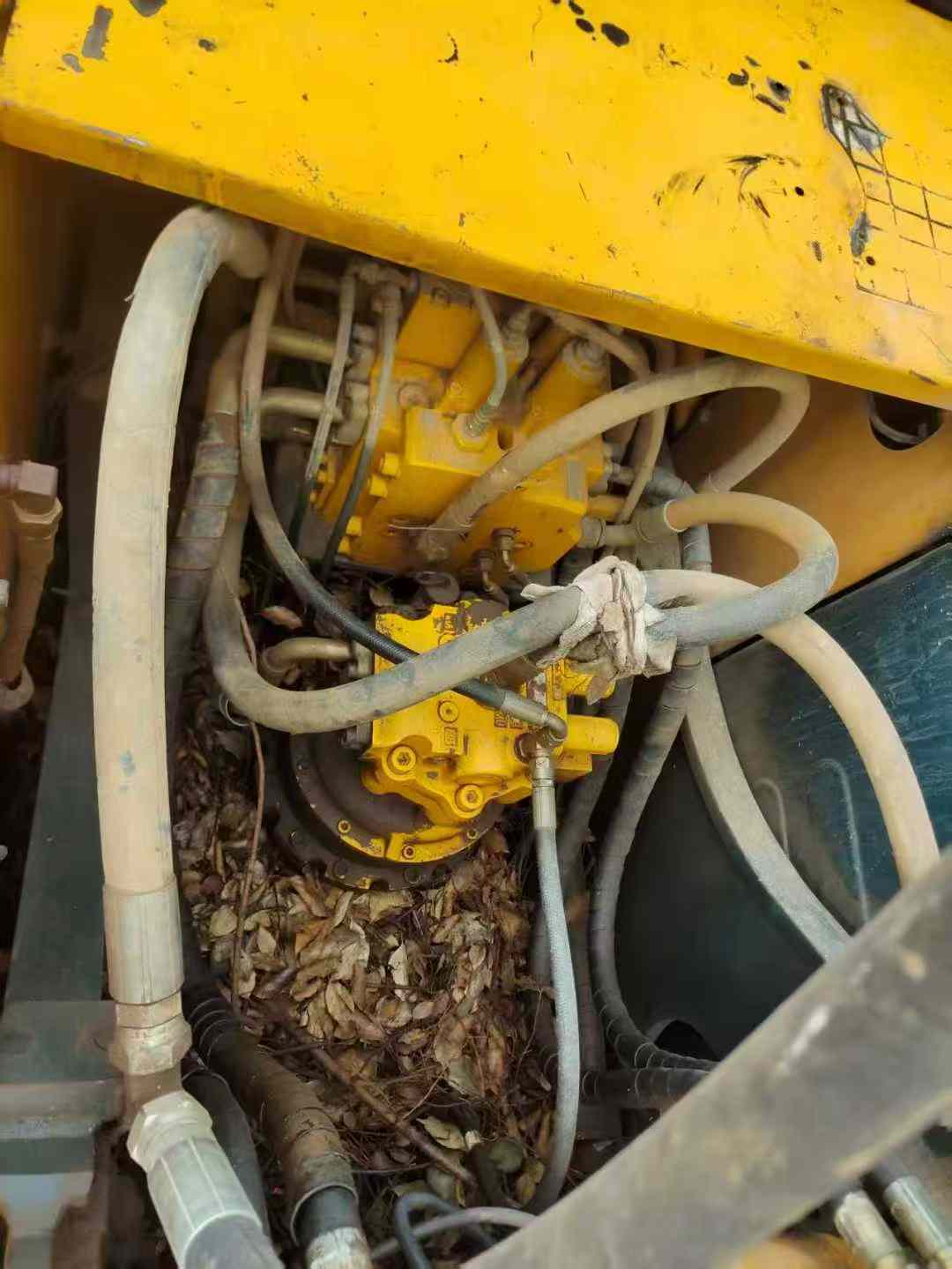 Used Hyundai R215VS Excavator 2019 Model / 7