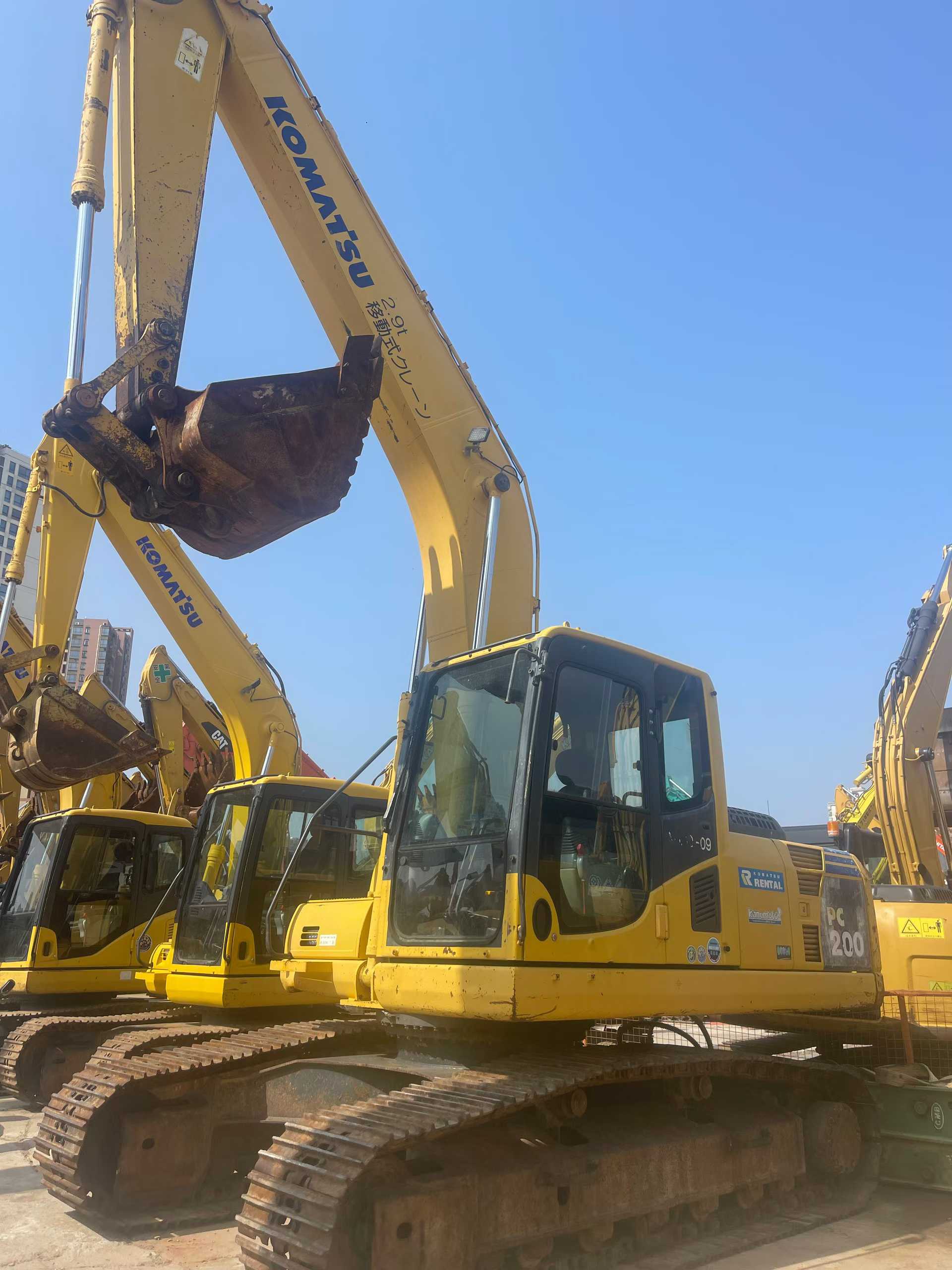 Used Komatsu PC200-8N1 Excavator 2016 Model / 2