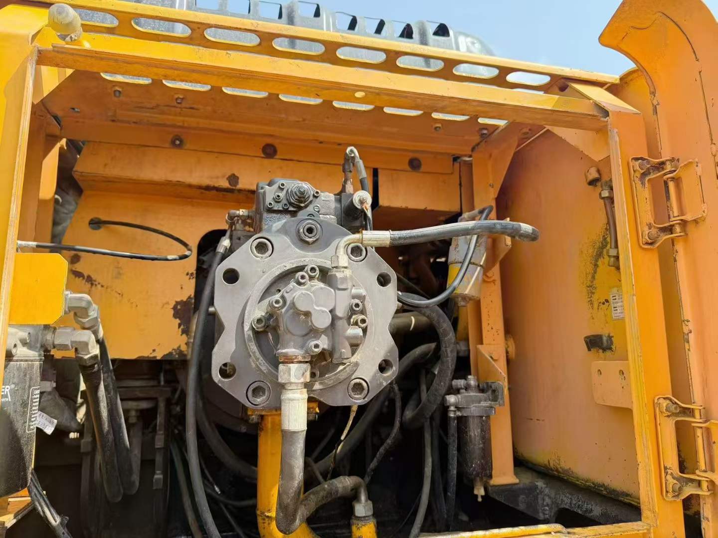 Used Sany SY365C Excavator 2016 Model / 7