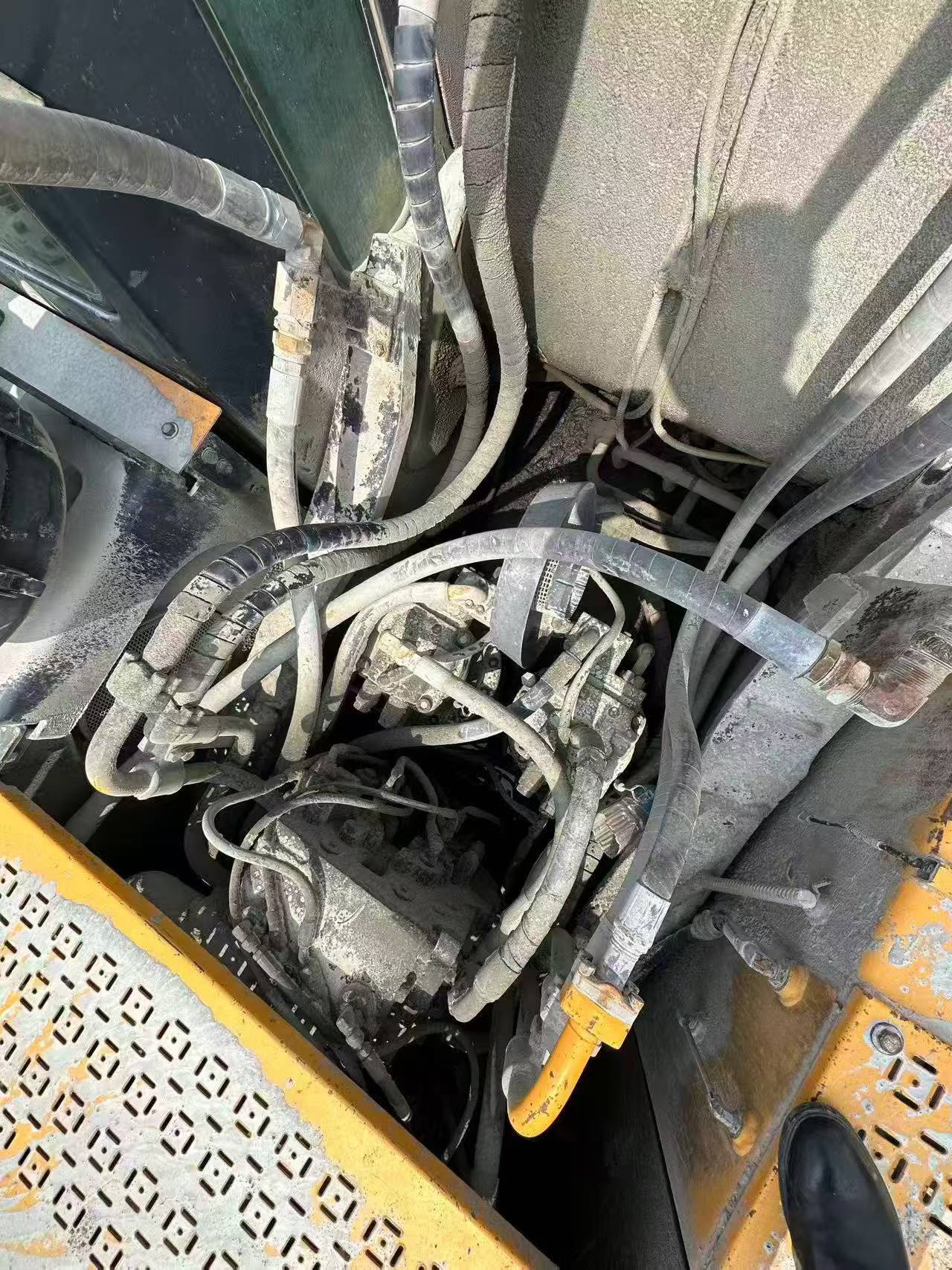 Used Hyundai R455LC-7 Excavator 2016 Model / 3