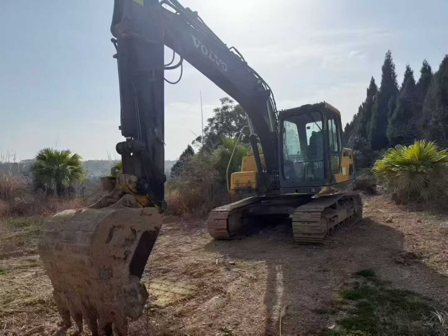 Used Volvo L120E Excavator 2018 Model / 2