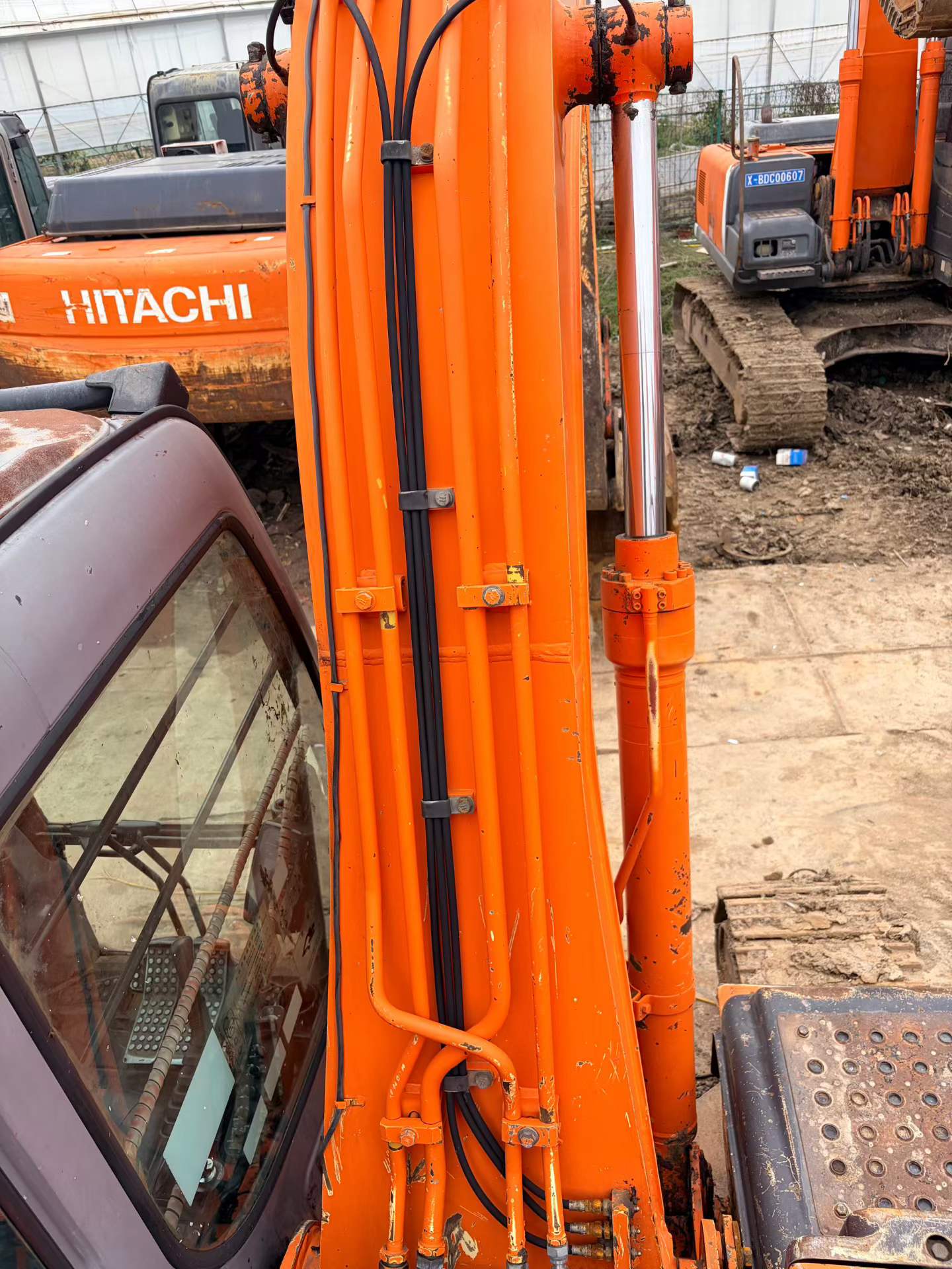 Used Hitachi EX120-6 Excavator 2016 Model / 9