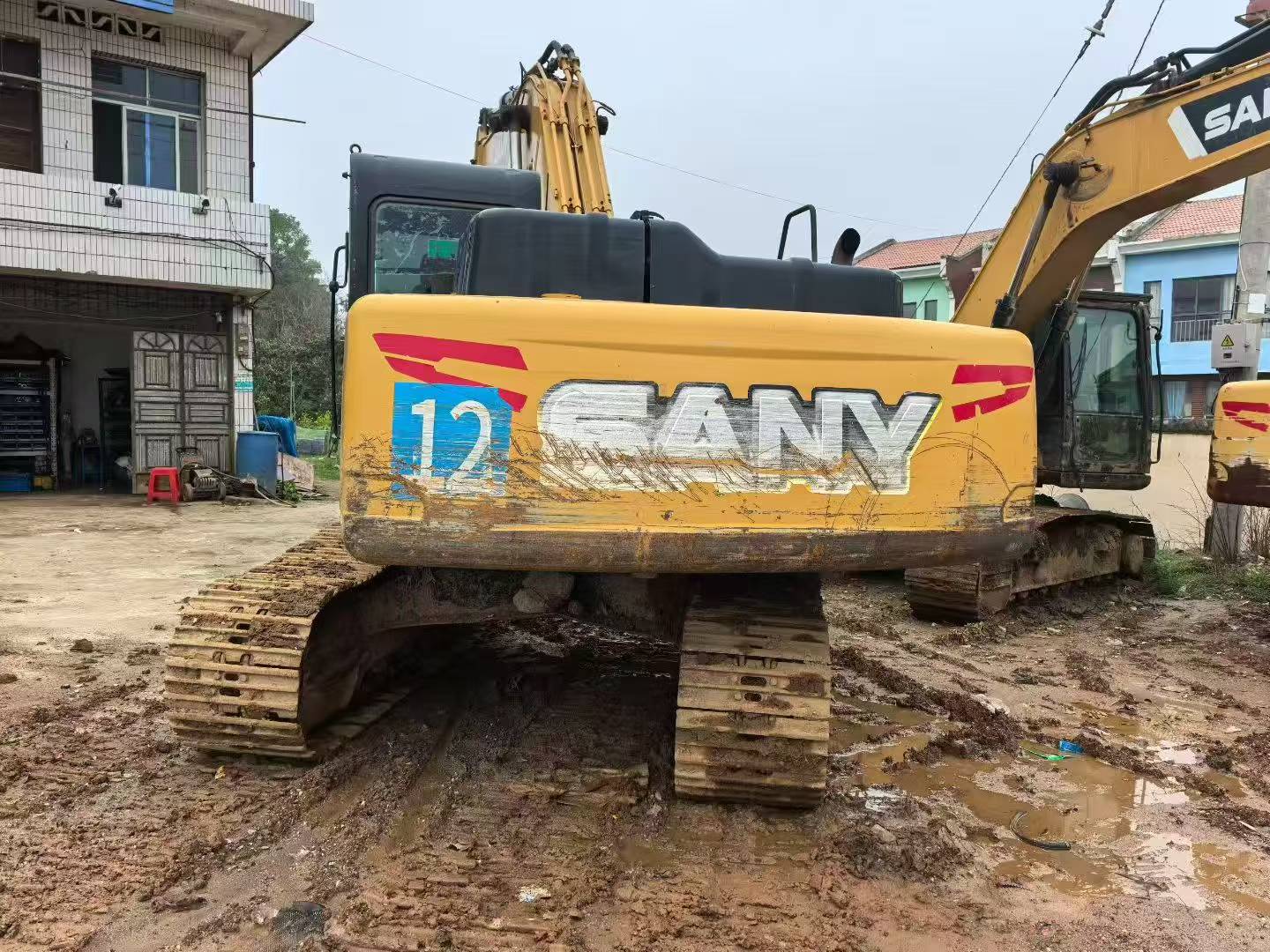 Used Sany SY200C Excavator 2020 Model / 2