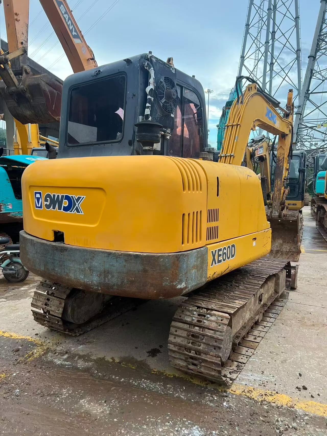 Used XCMG XE60 Excavator 2016 Model / 2