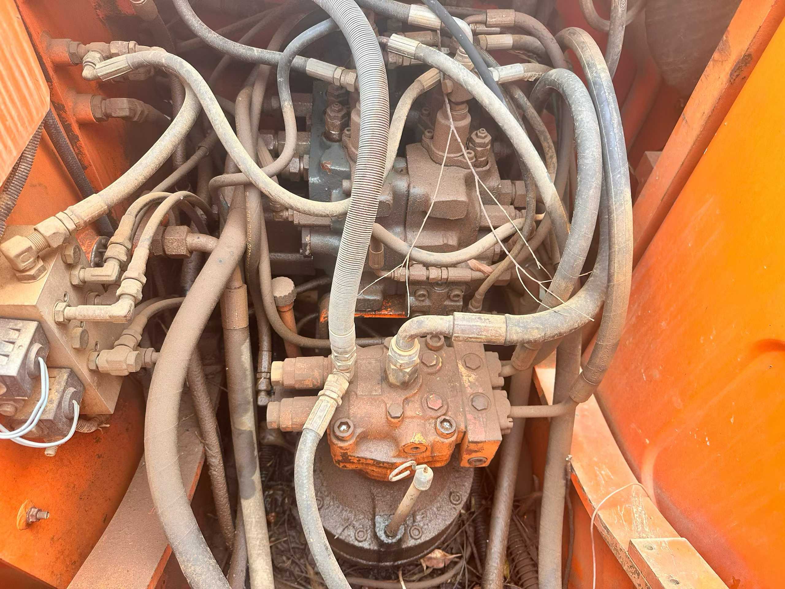 Used Doosan DH150-7 Excavator 2013 Model / 8