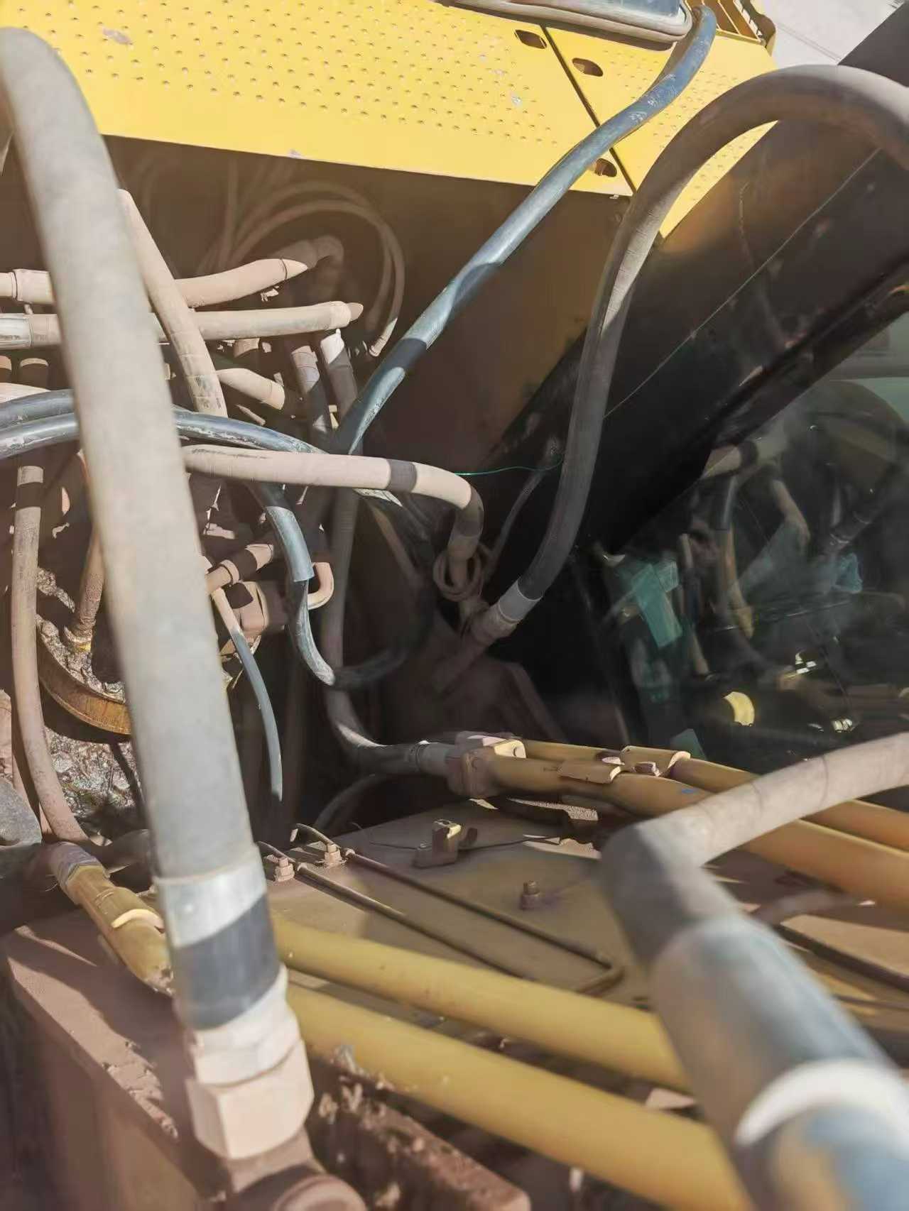 Used Caterpillar 320A Excavator 2011 Model / 4