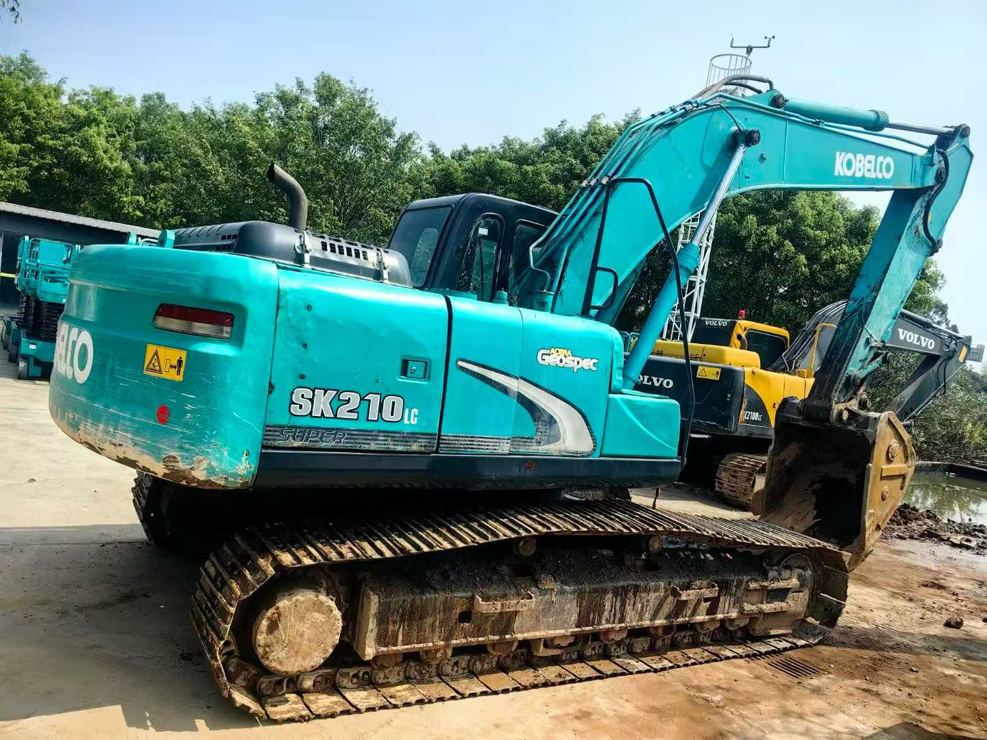Used Kobelco SK210 Excavator 2013 Model / 2