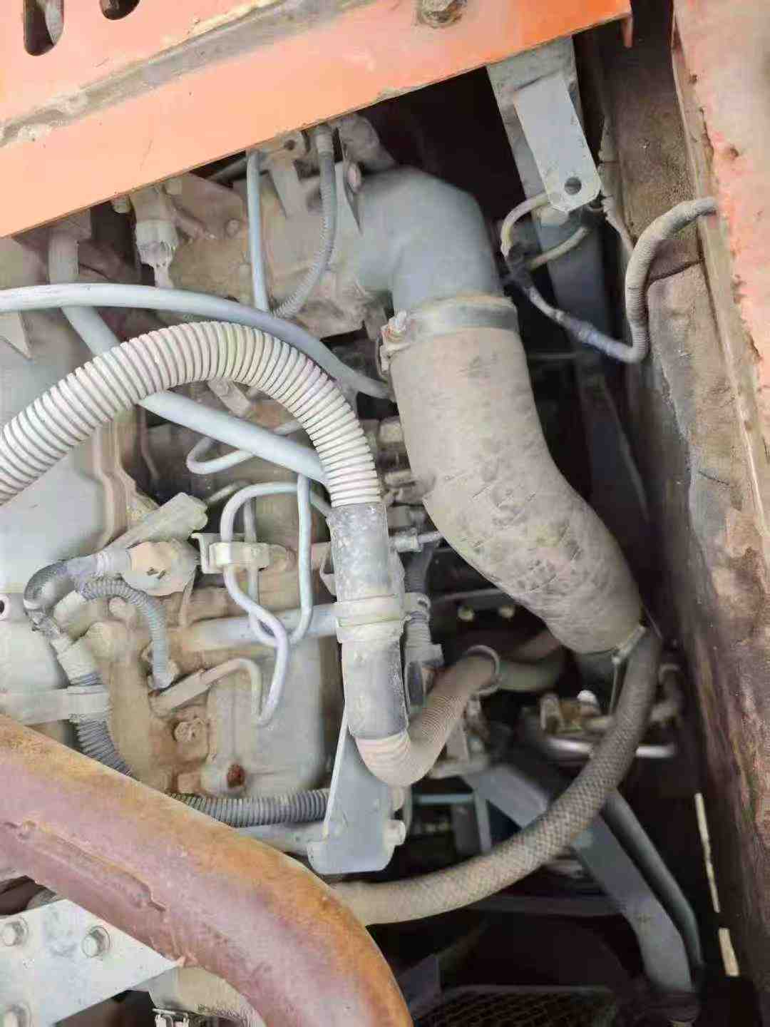 Used Hitachi EX200-3 Excavator 2011 Model / 4