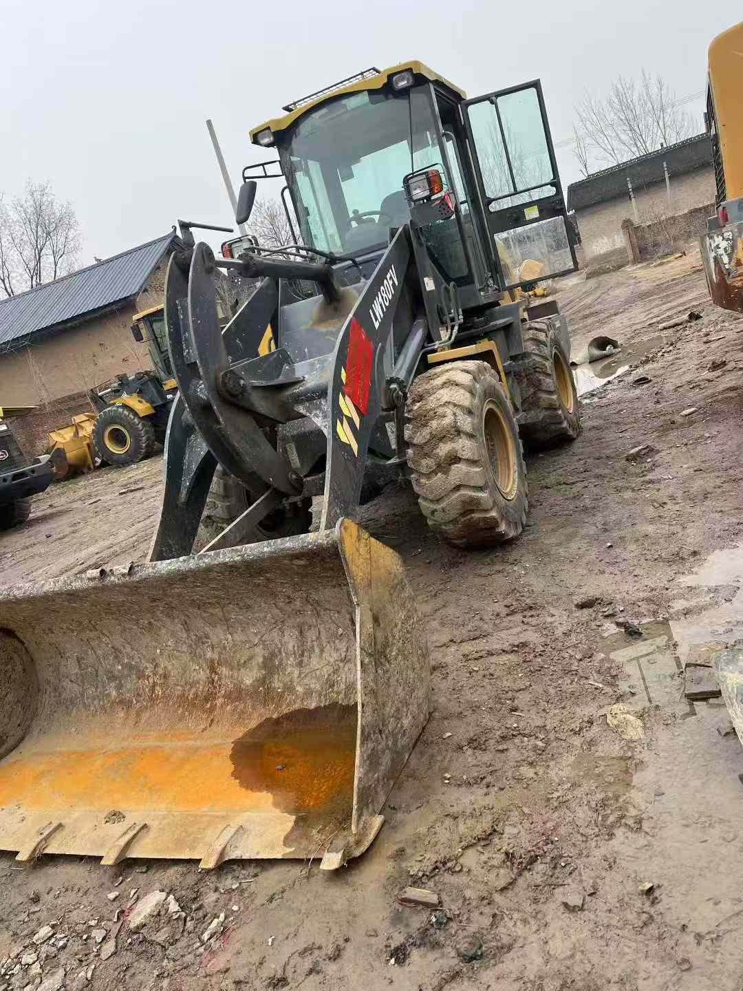 Used XCMG LW180K Loader 2020 Model / 4