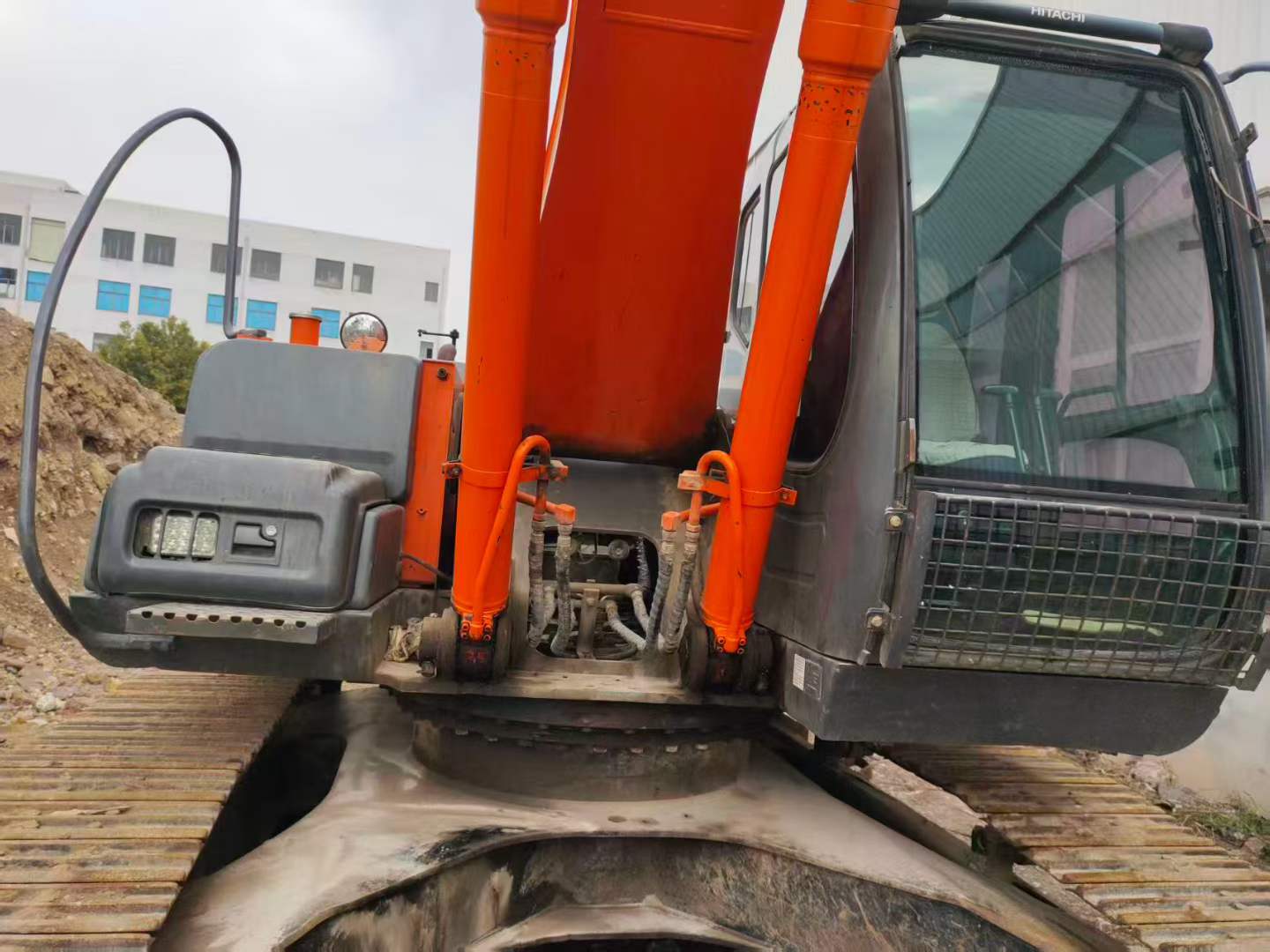 Used Hitachi ZX260-3G Excavator 2014 Model / 7