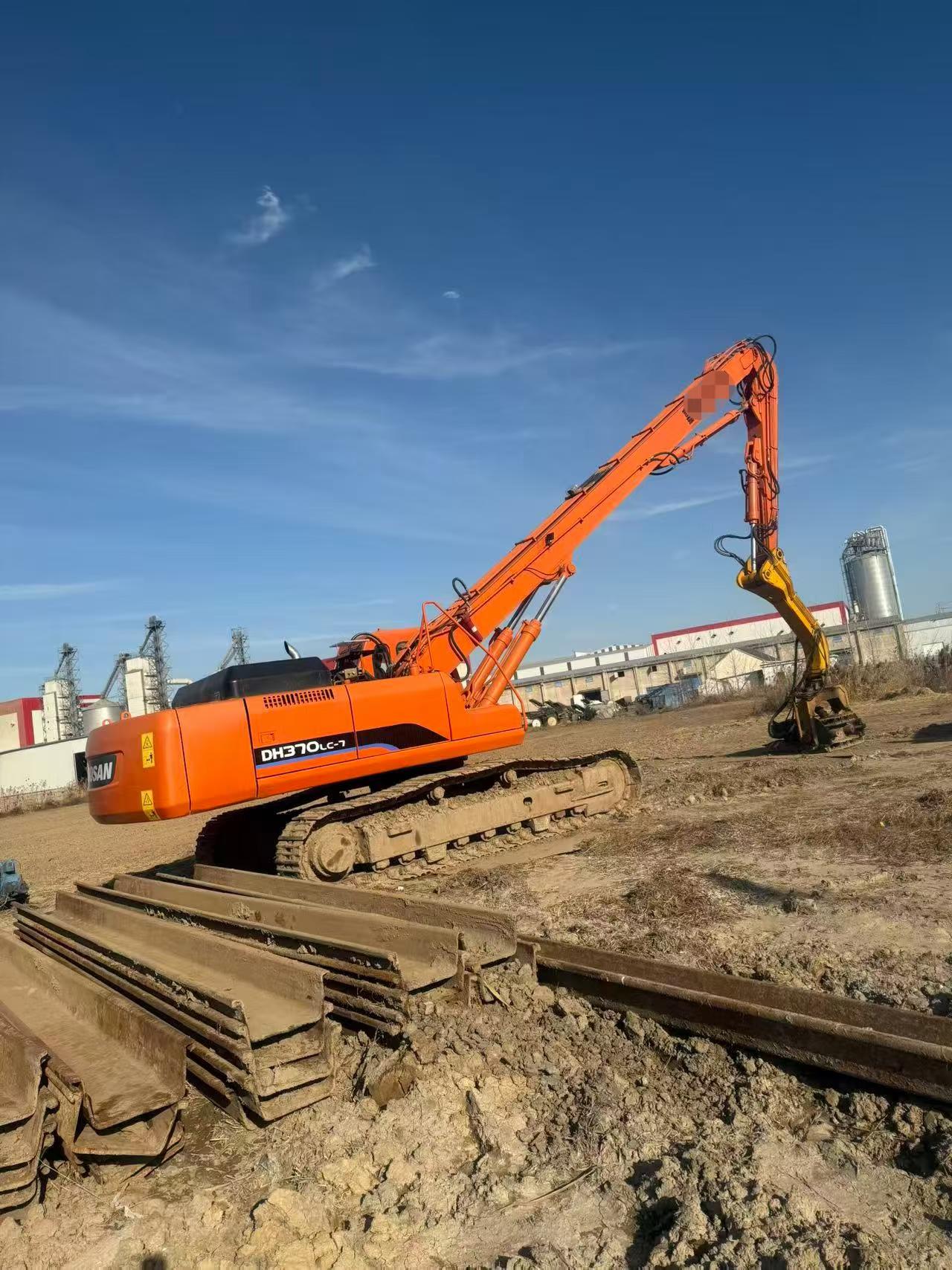 Used Doosan S300 Excavator 2016 Model / 3