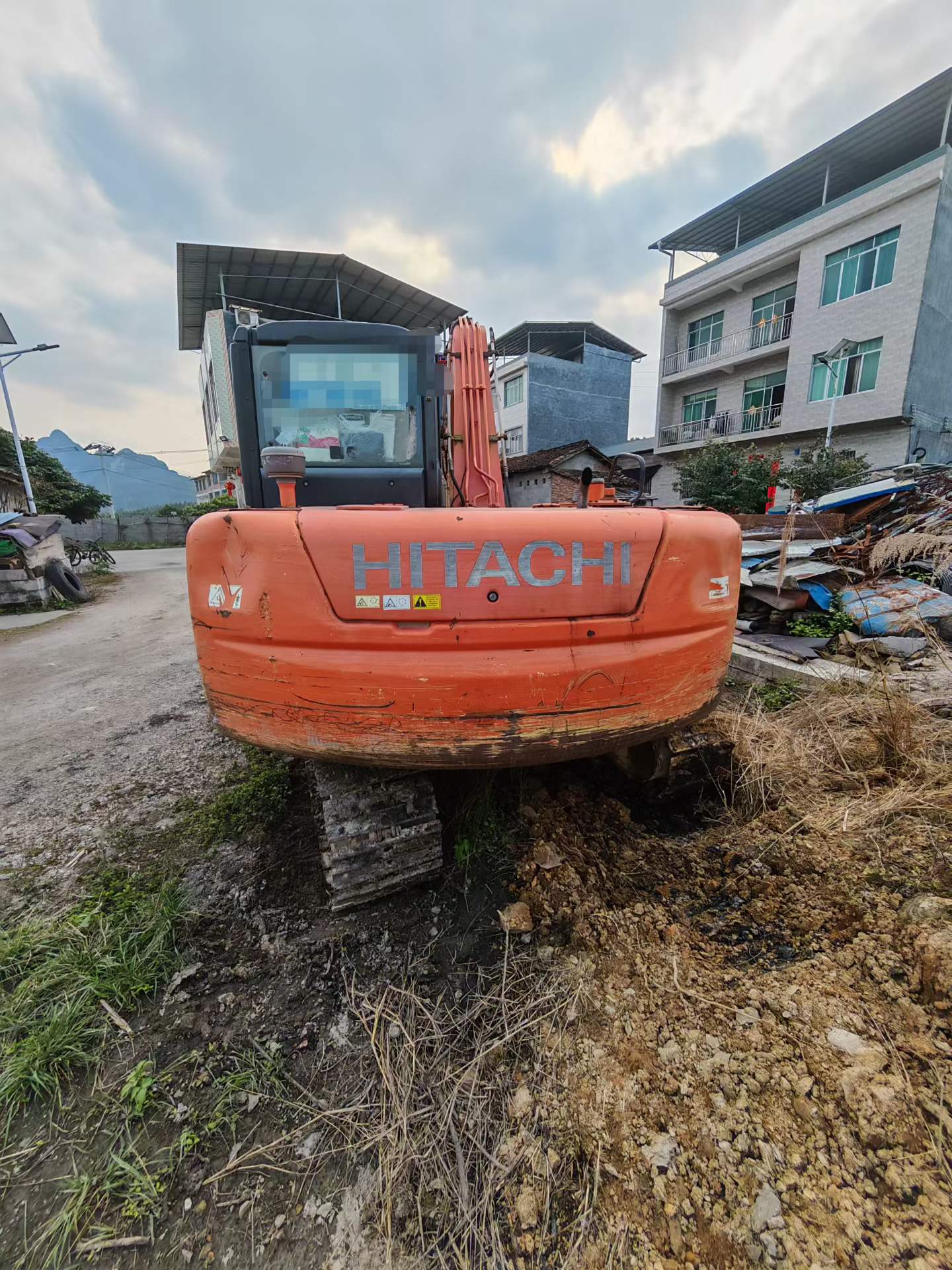 Used Hitachi ZX70-5G Excavator 2015 Model / 3