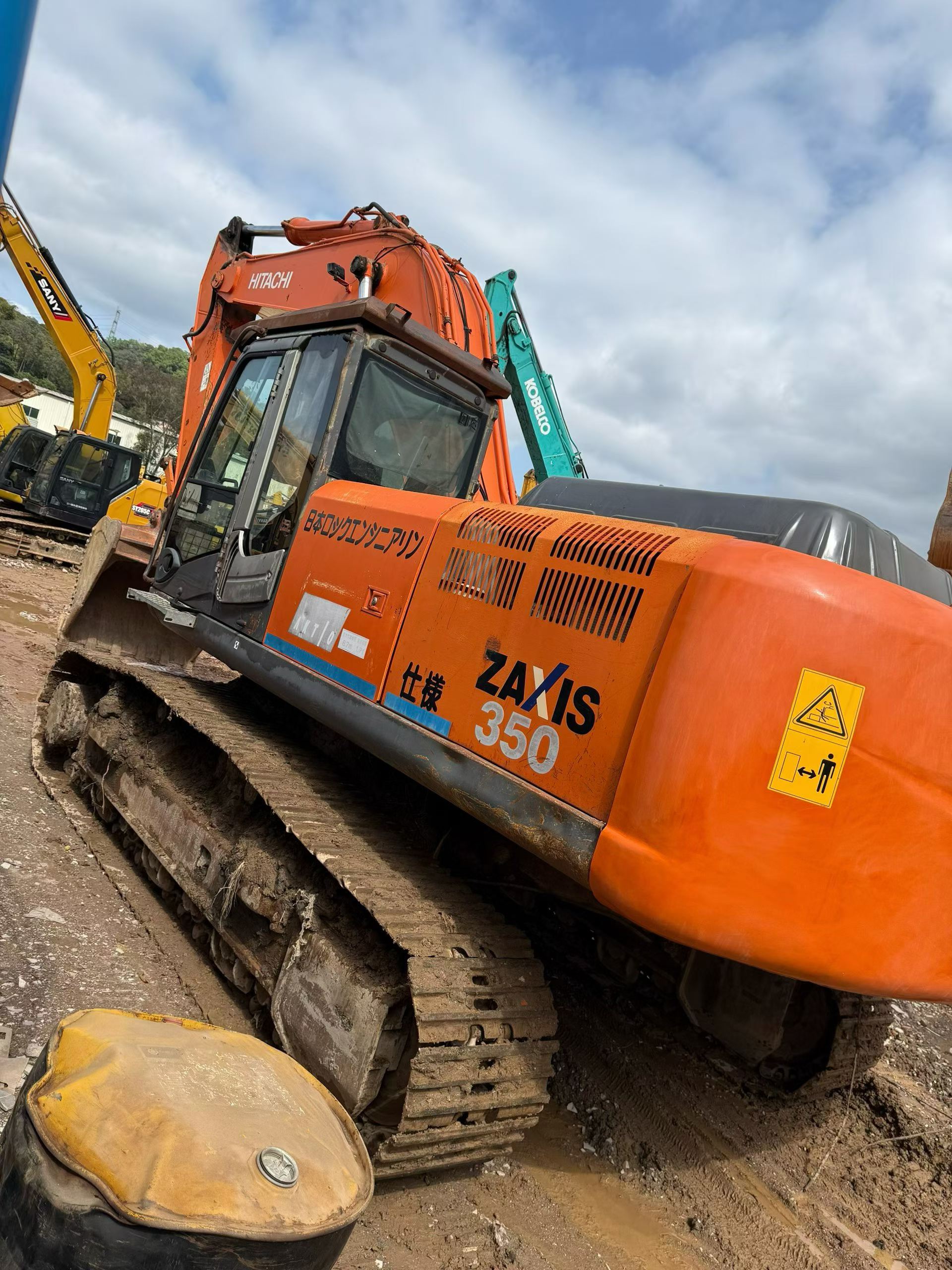 Used Hitachi EX350H-5 Excavator 2016 Model / 3