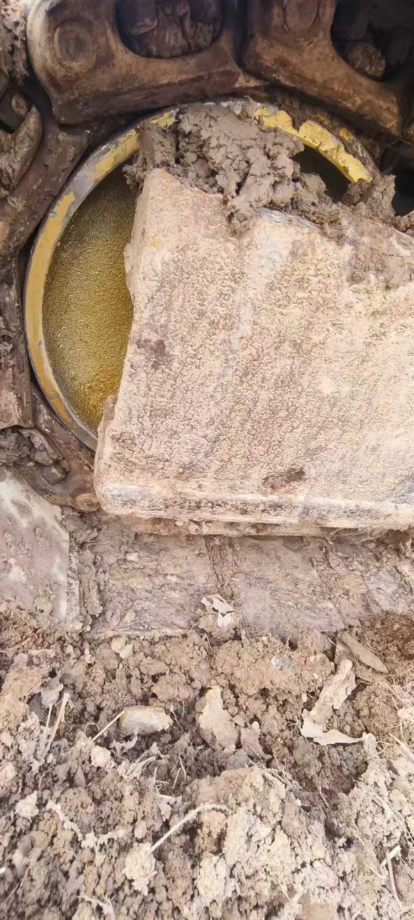 Used XCMG XE65D Excavator 2013 Model / 4