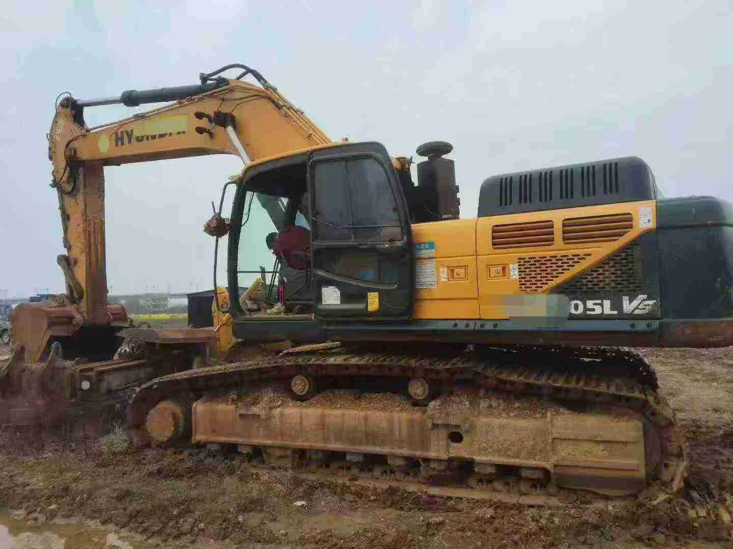 Used Hyundai R385LVS Excavator 2016 Model / 2