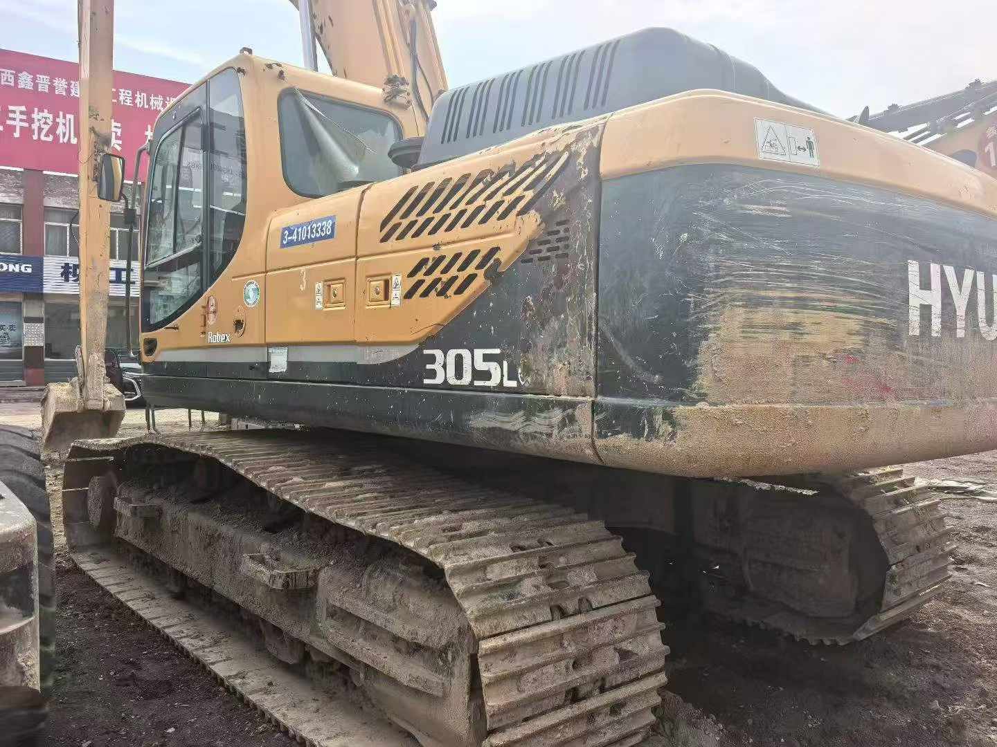 Used Hyundai R305LC-7 Excavator 2016 Model / 6