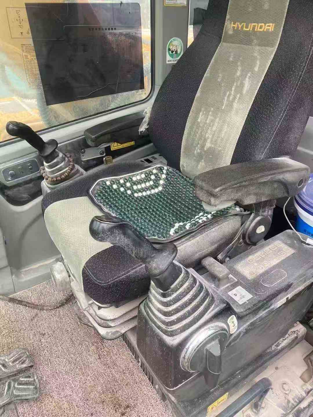 Used Hyundai R215VS Excavator 2017 Model / 6