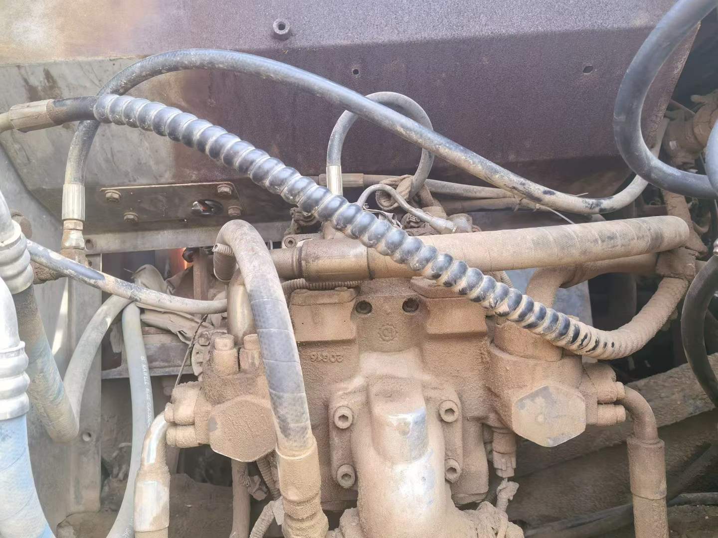 Used Hitachi EX240-3 Excavator 2016 Model / 2