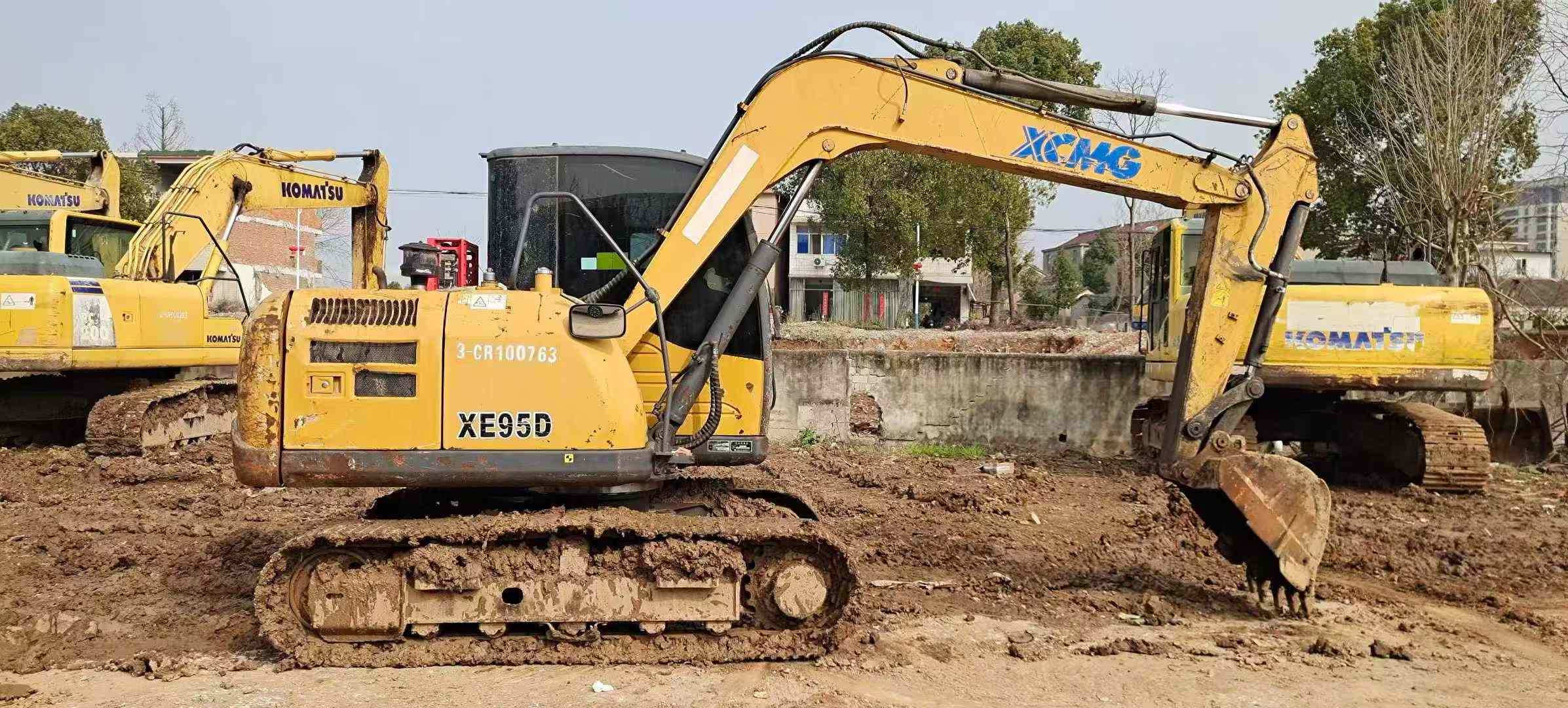 Used XCMG XE75D Excavator 2018 Model / 3