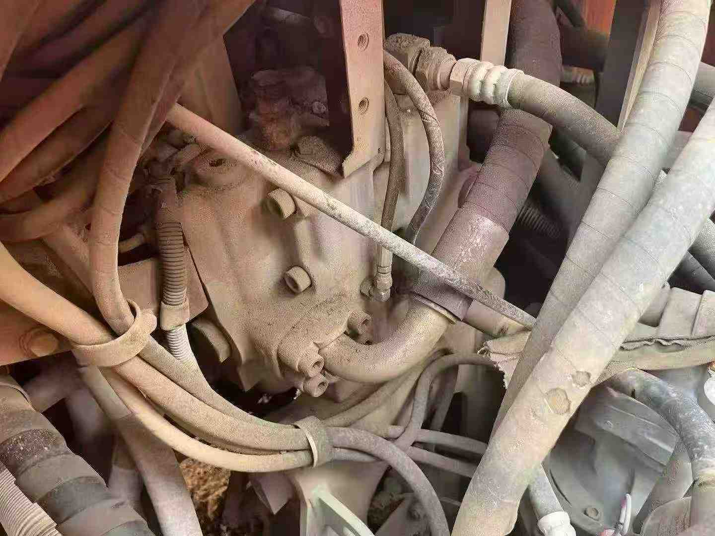 Used Hitachi ZX490LCH-5A Excavator 2016 Model / 4