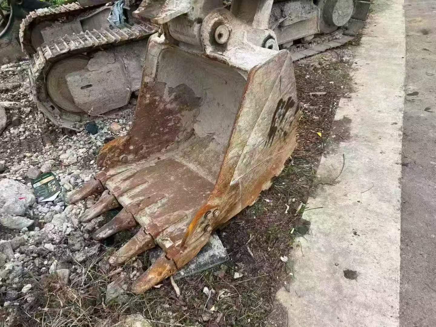 Used XCMG XE135B Excavator 2021 Model / 8