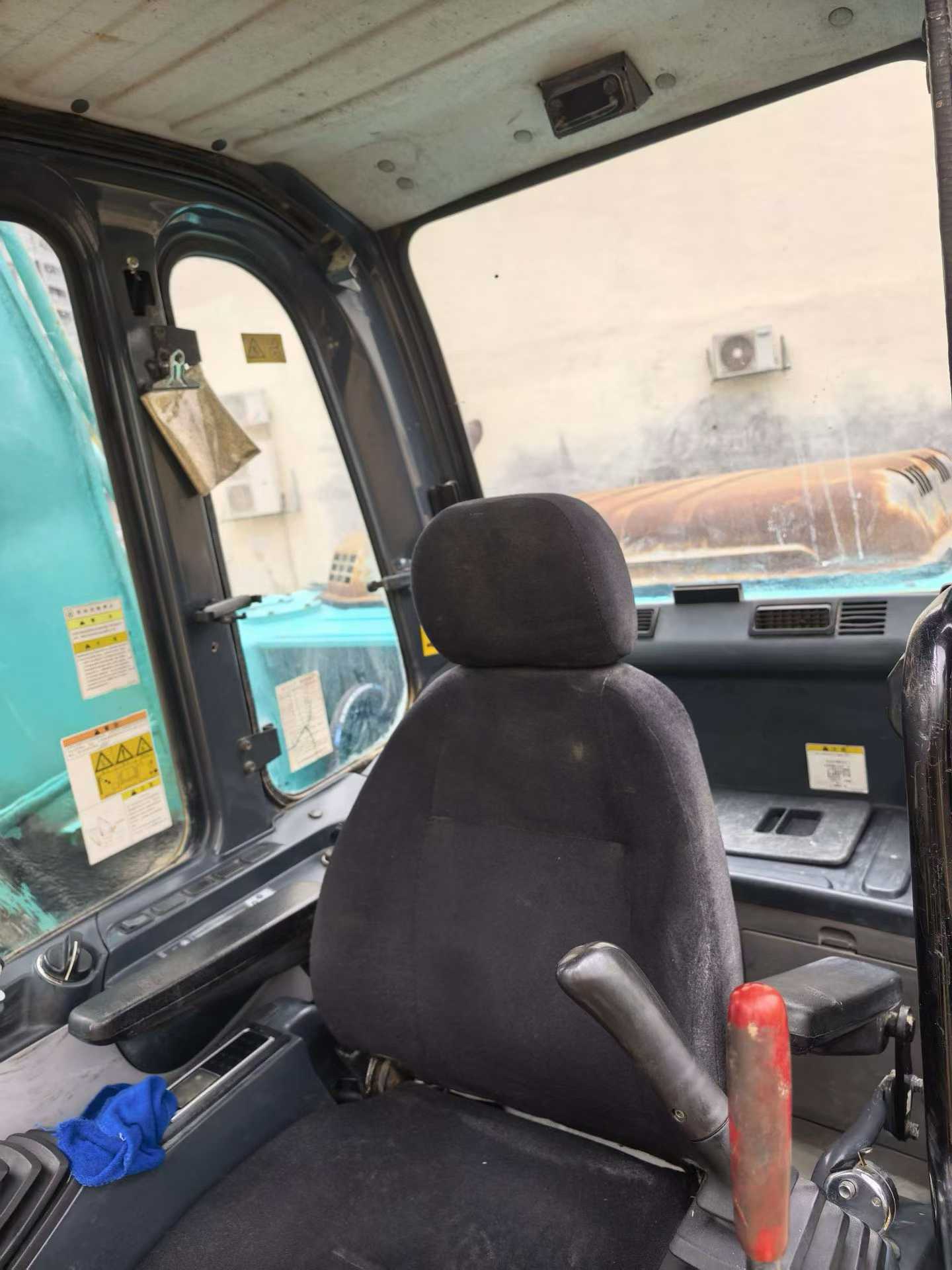 Used Kobelco SK200-8 Excavator 2016 Model / 9