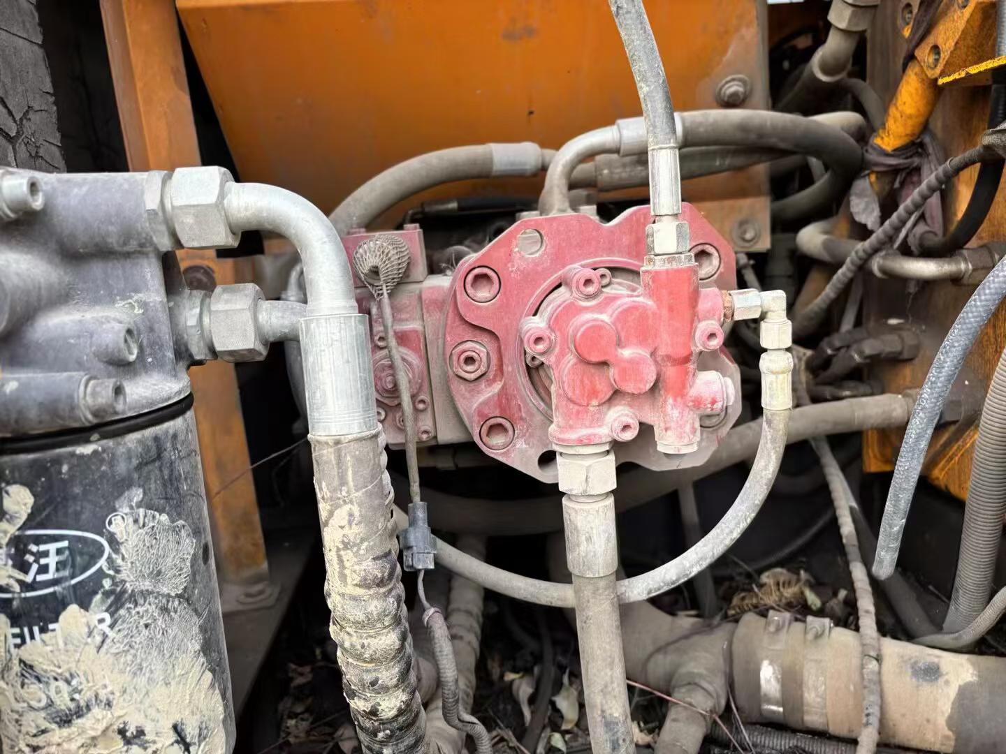 Used Sany SY135-8S Excavator 2012 Model / 3