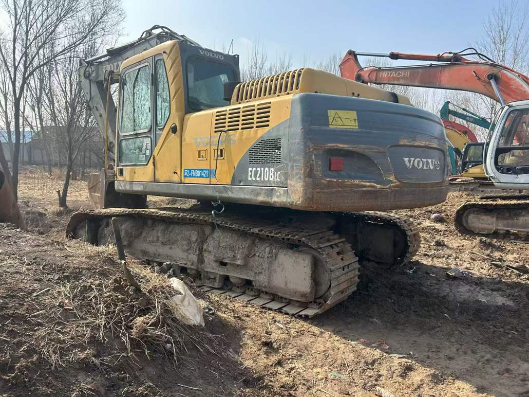 Used Volvo EC210B Excavator 2016 Model / 2