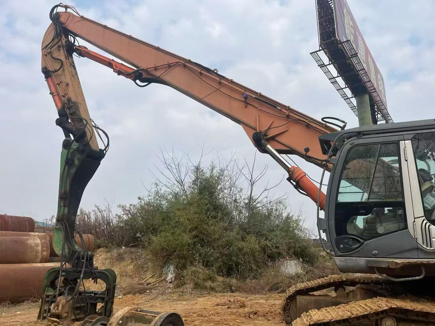 Used Hitachi ZX470 Excavator 2011 Model / 4