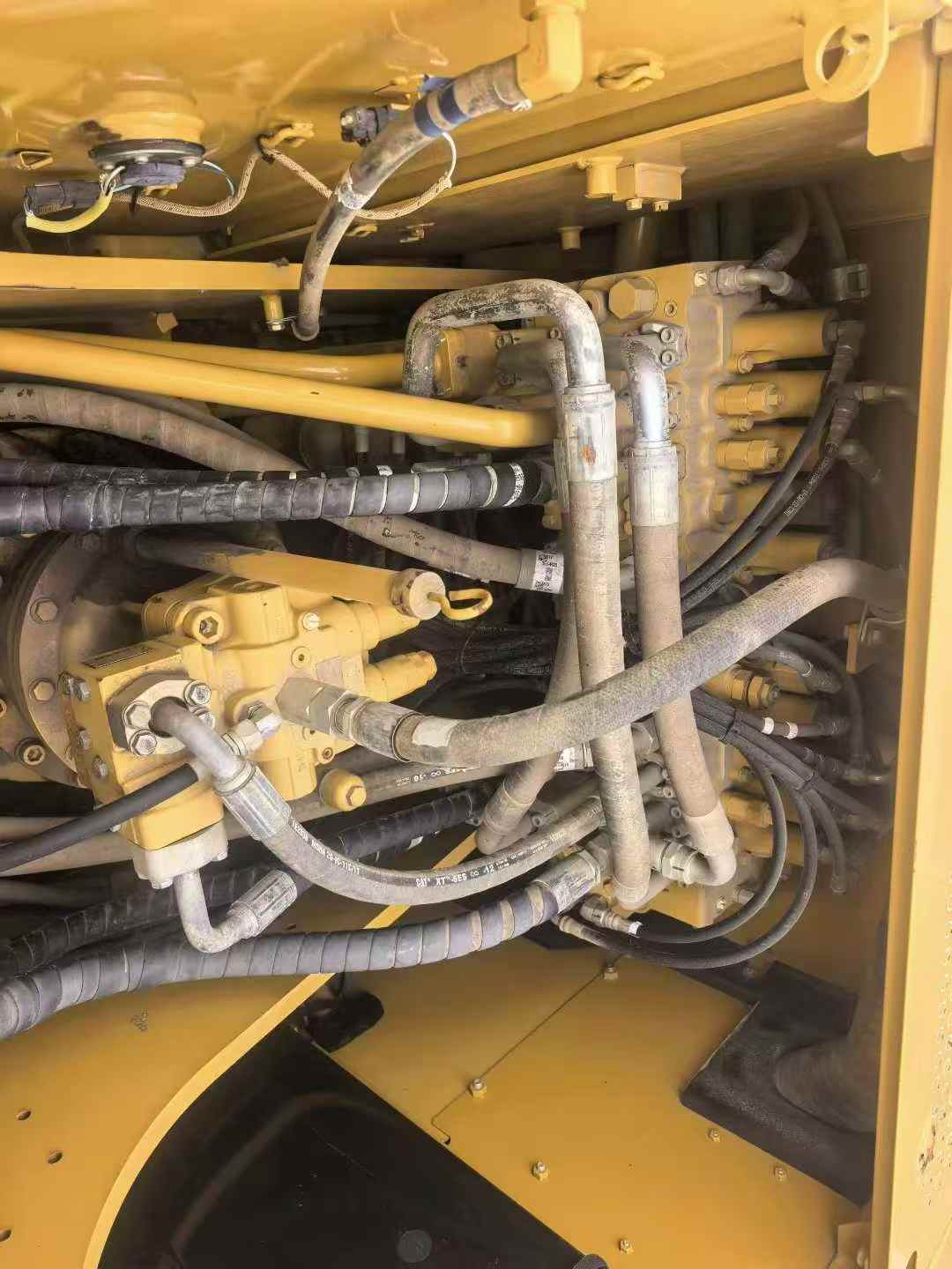 Used Caterpillar 320D Excavator 2017 Model / 8