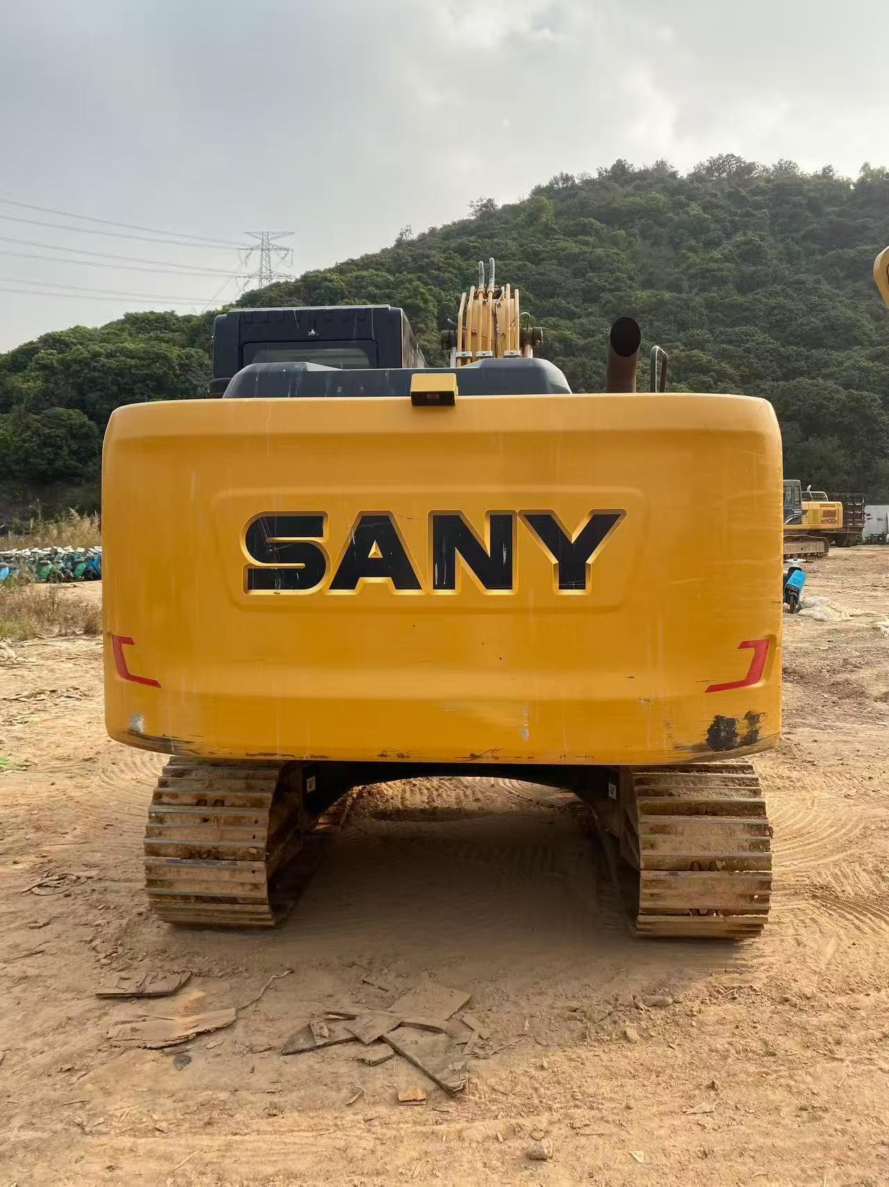 Used Sany SY125C Excavator 2023 Model / 8