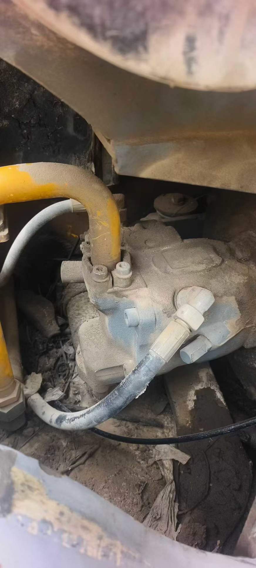 Used XCMG XE65D Excavator 2013 Model / 6