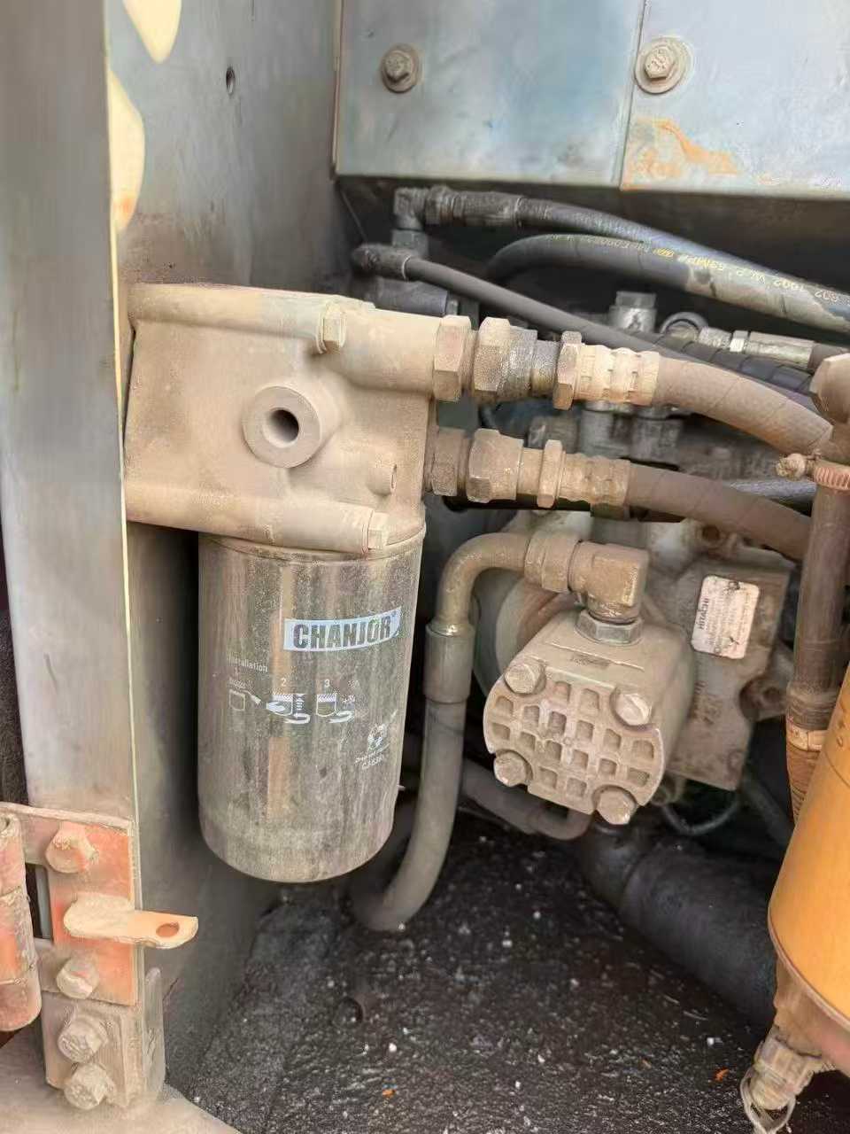 Used Hitachi EX130H-5 Excavator 2017 Model / 4