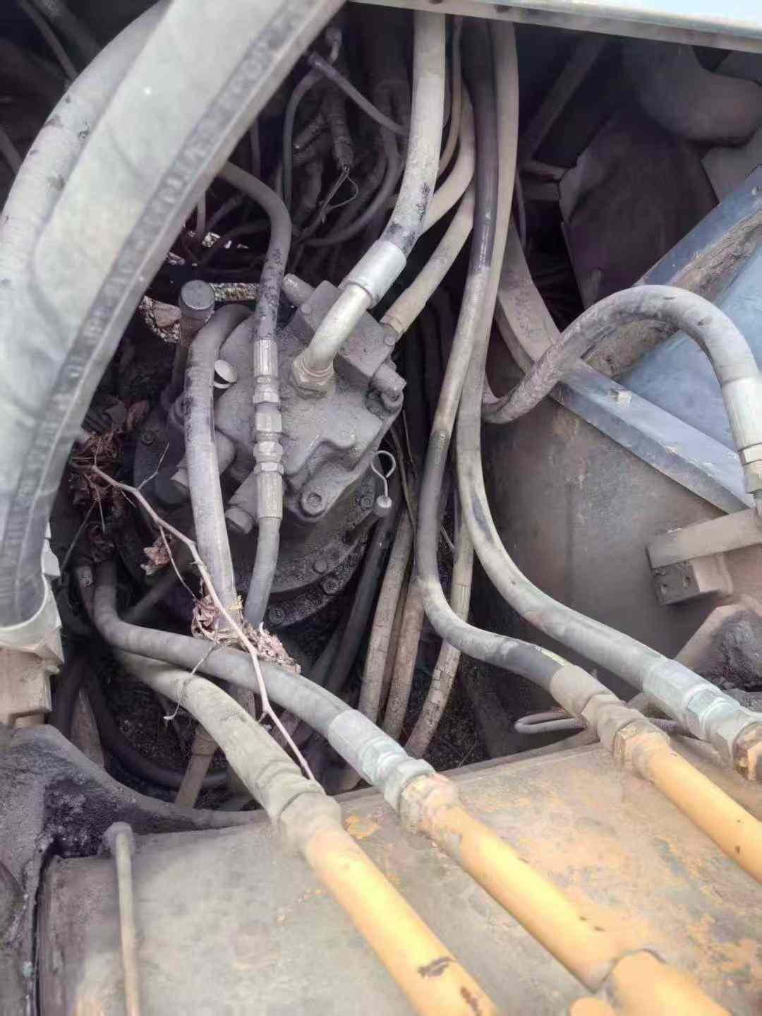 Used Case CX240 Excavator 2016 Model / 3