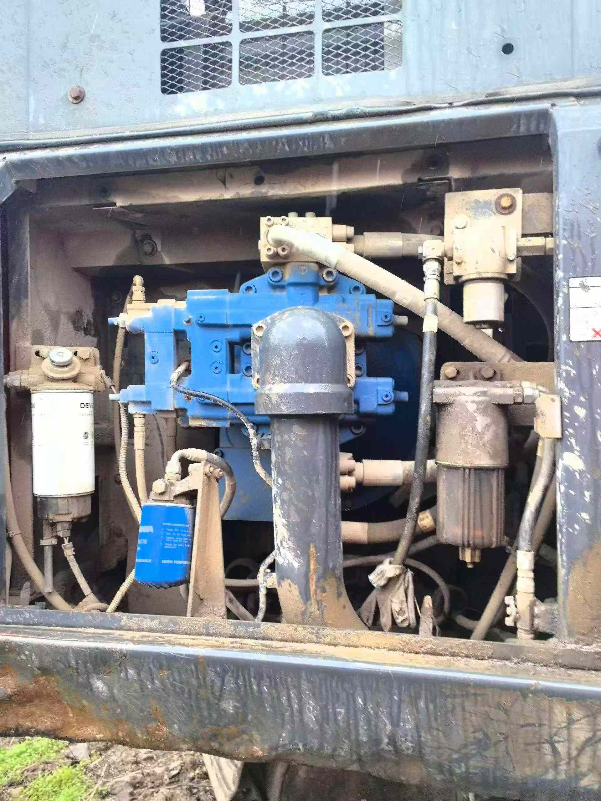 Used Doosan DH420LC-7 Excavator 2018 Model / 7