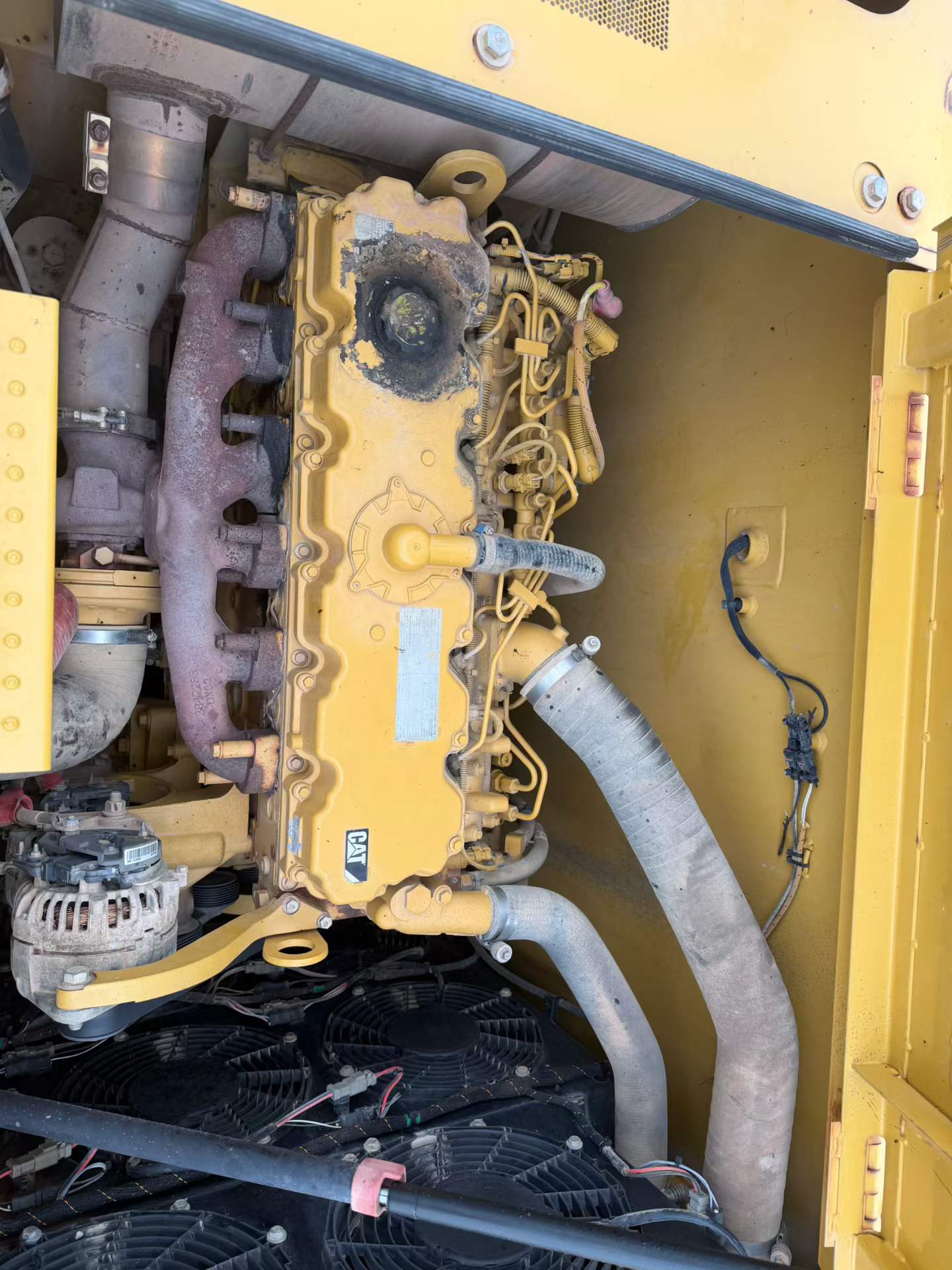 Used Caterpillar 330B Excavator 2019 Model / 3