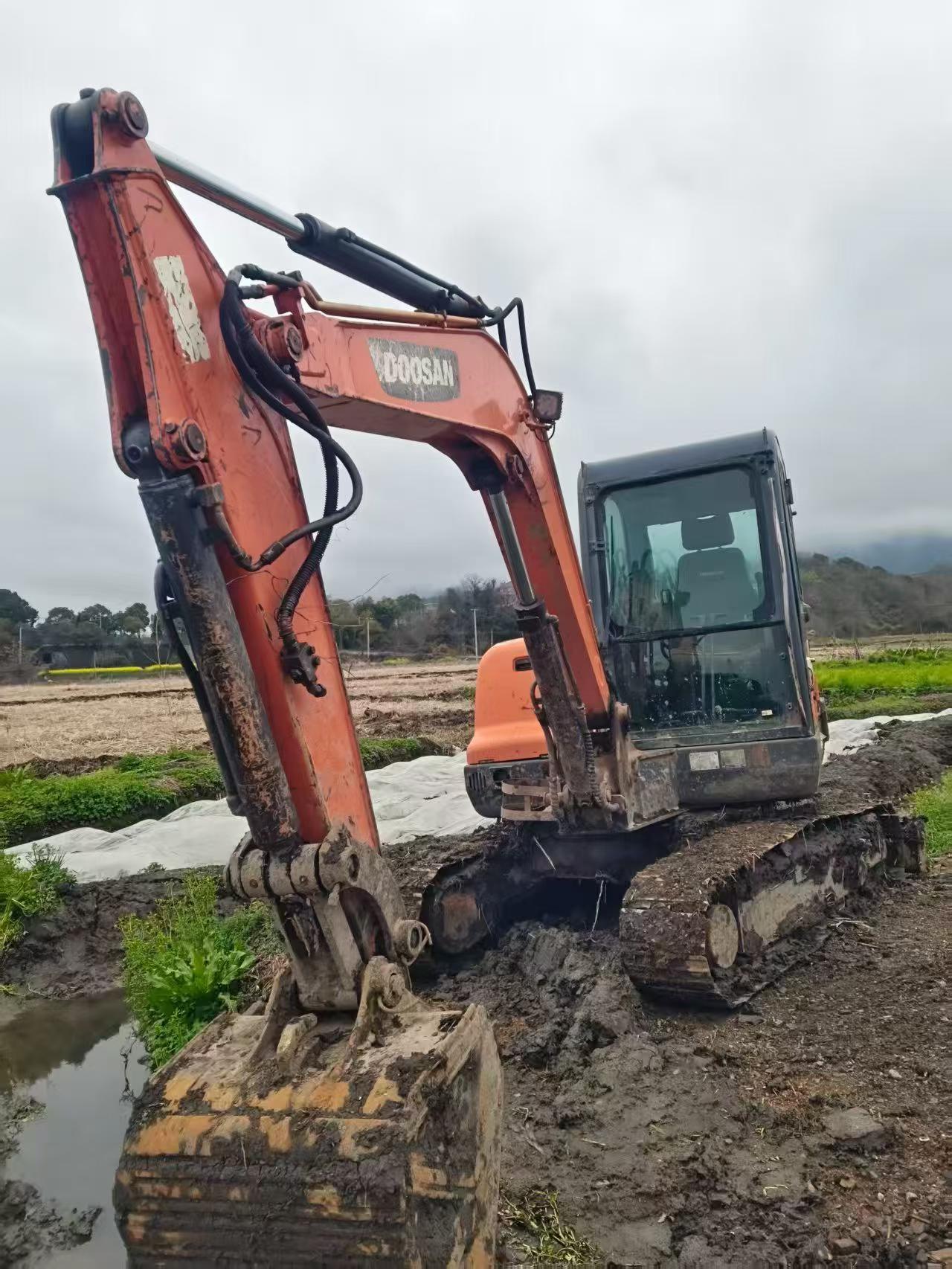 Used Doosan DH60 Excavator 2018 Model / 2