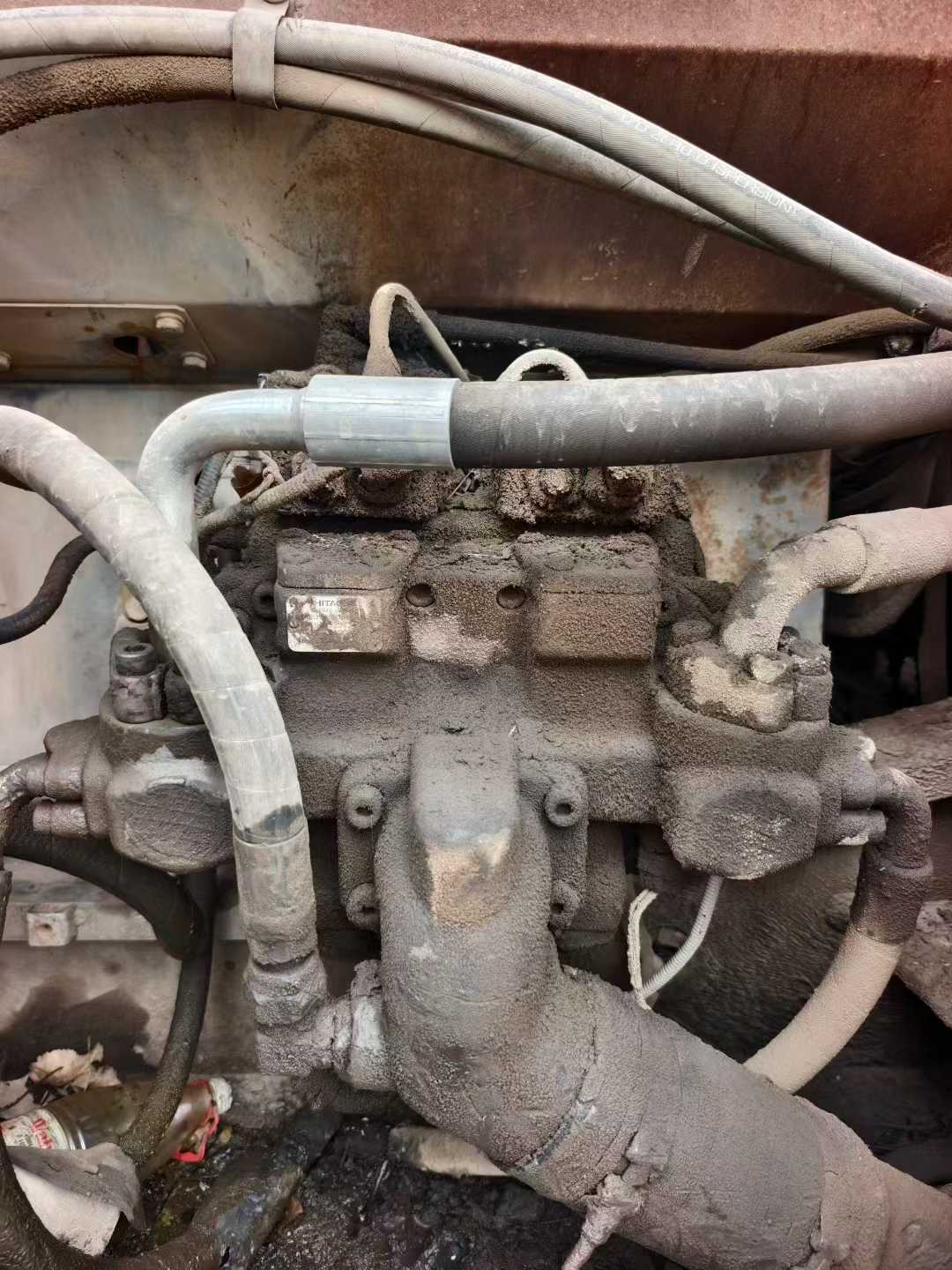 Used Hitachi ZX240 Excavator 2010 Model / 8