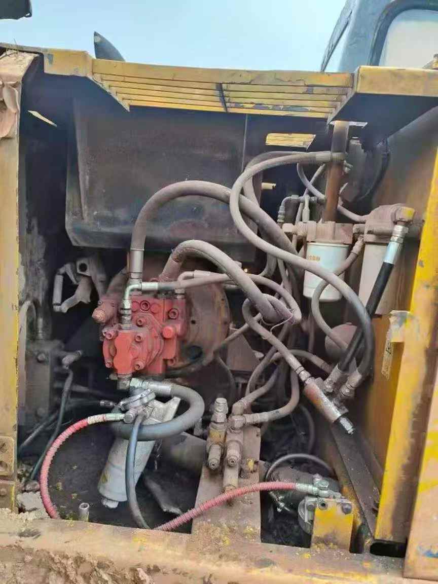 Used Kato HD307 Excavator 2016 Model / 8