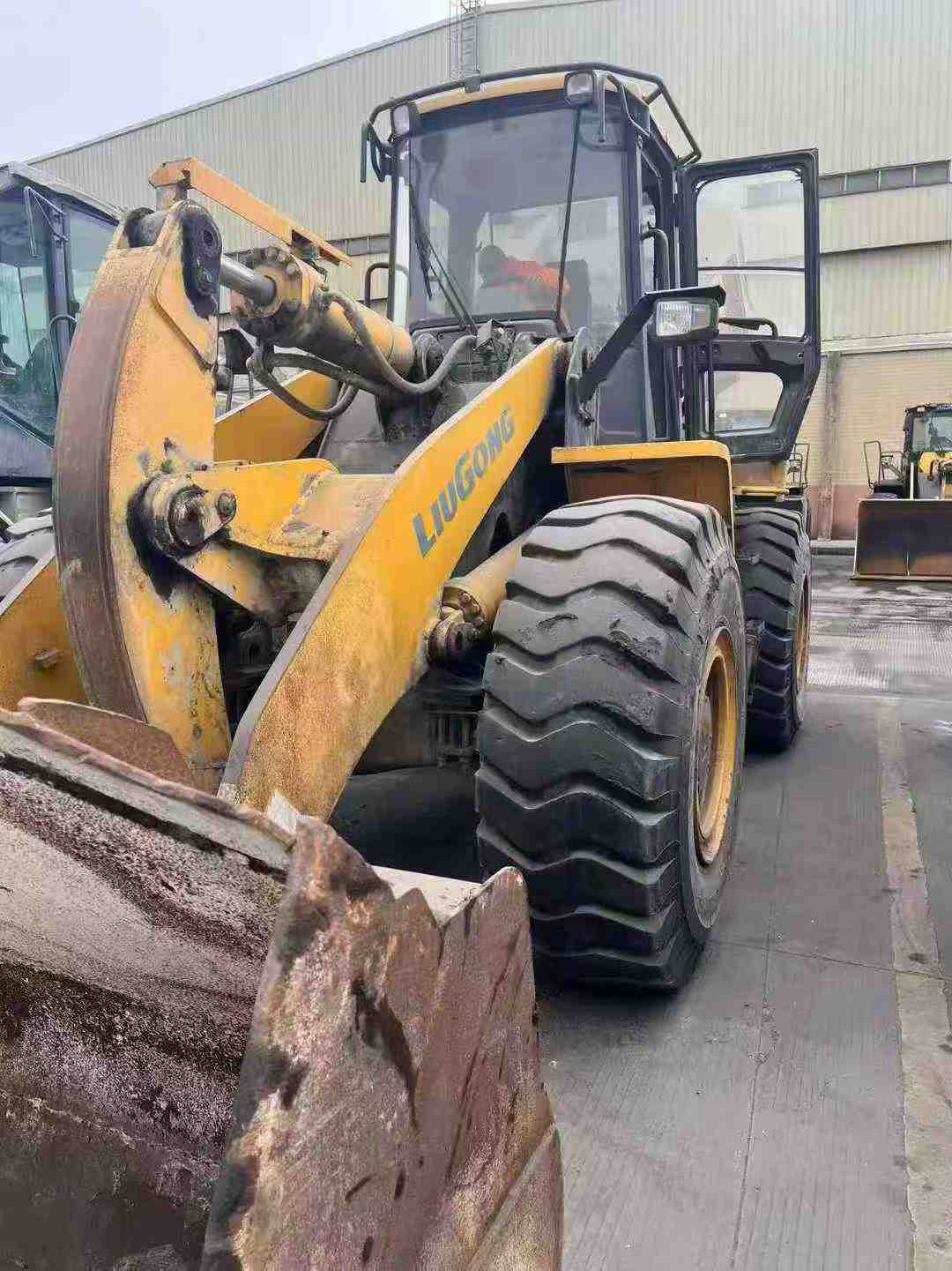 Buy LiuGong CLG855H Used Loader / 3