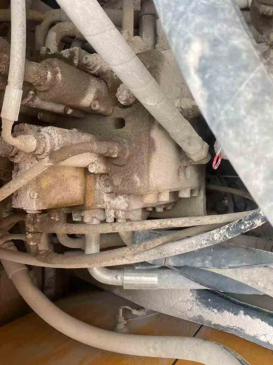 Used Hyundai R215VS Excavator 2017 Model / 7