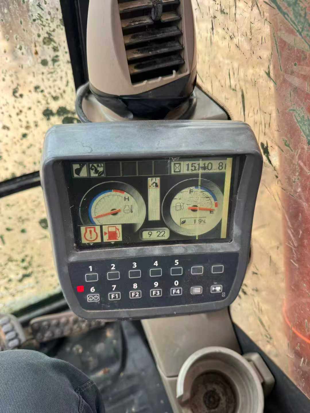 Used Hitachi EX200 Excavator 2016 Model / 4