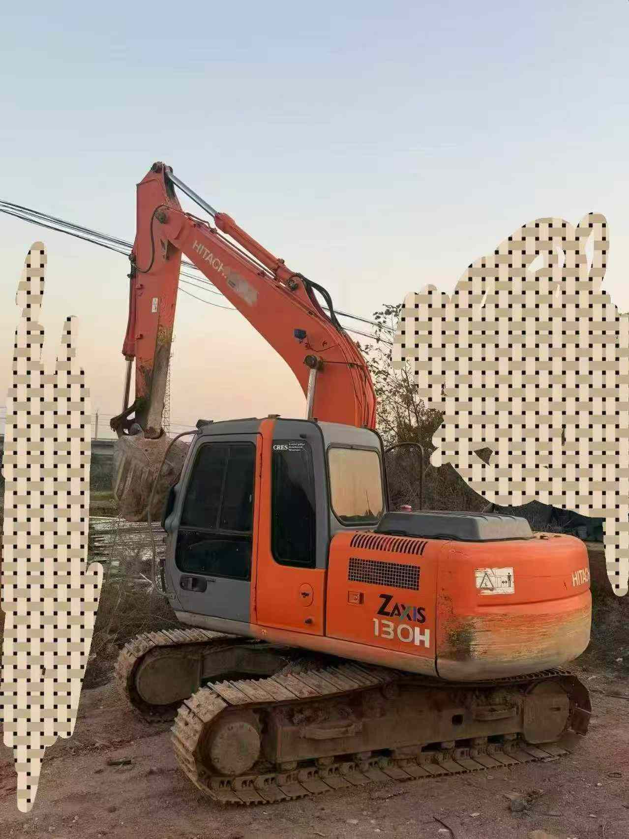 Used Hitachi EX130 Excavator 2014 Model / 2