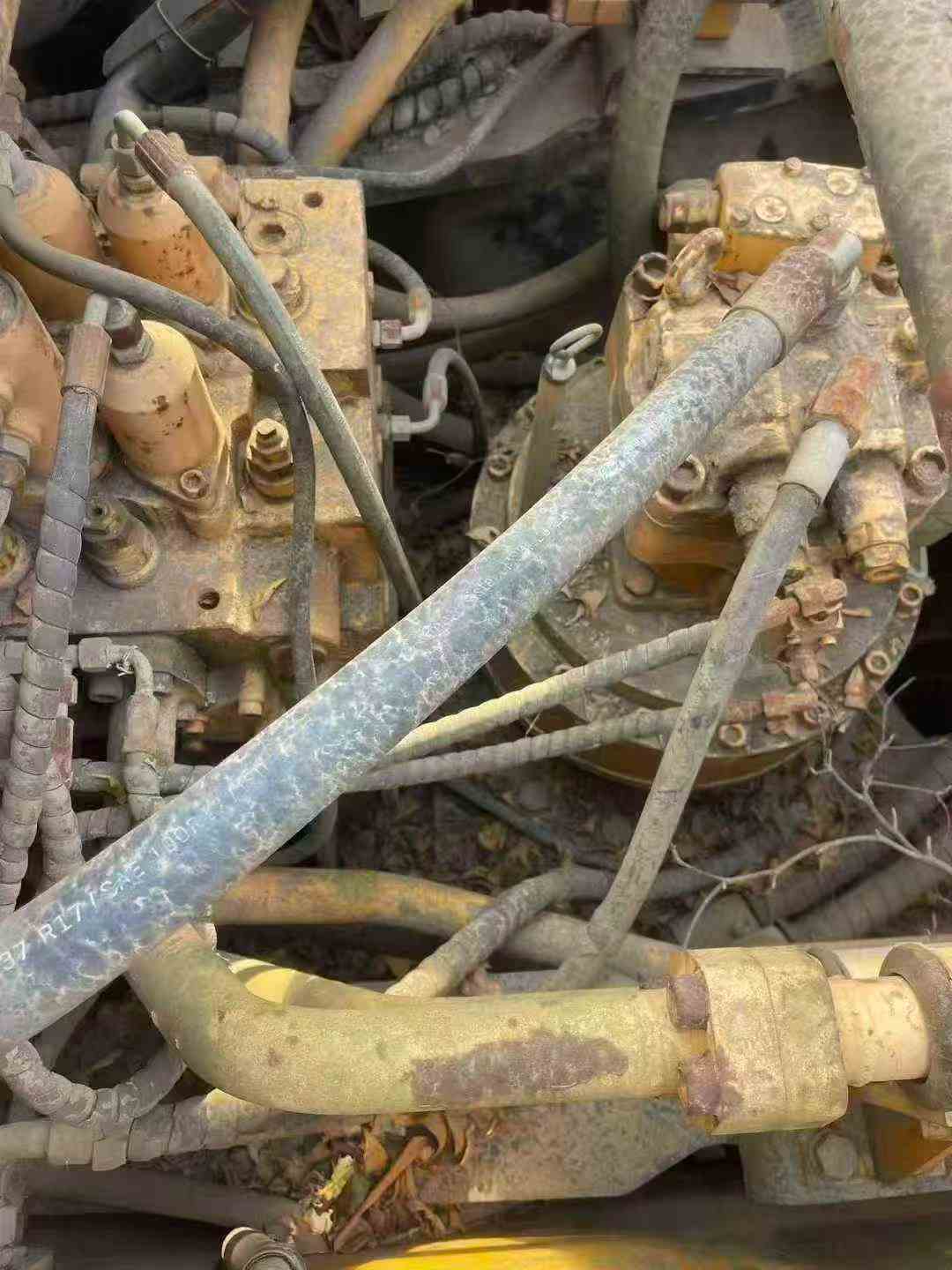 Used Sany SY385C Excavator 2016 Model / 4