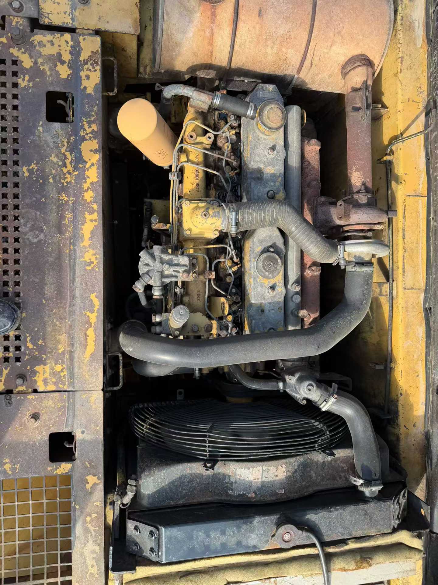 Used Caterpillar 320B Excavator 2016 Model / 8