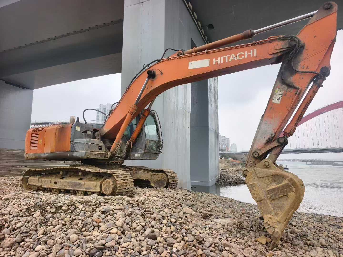 Used Hitachi ZX240 Excavator 2010 Model / 4
